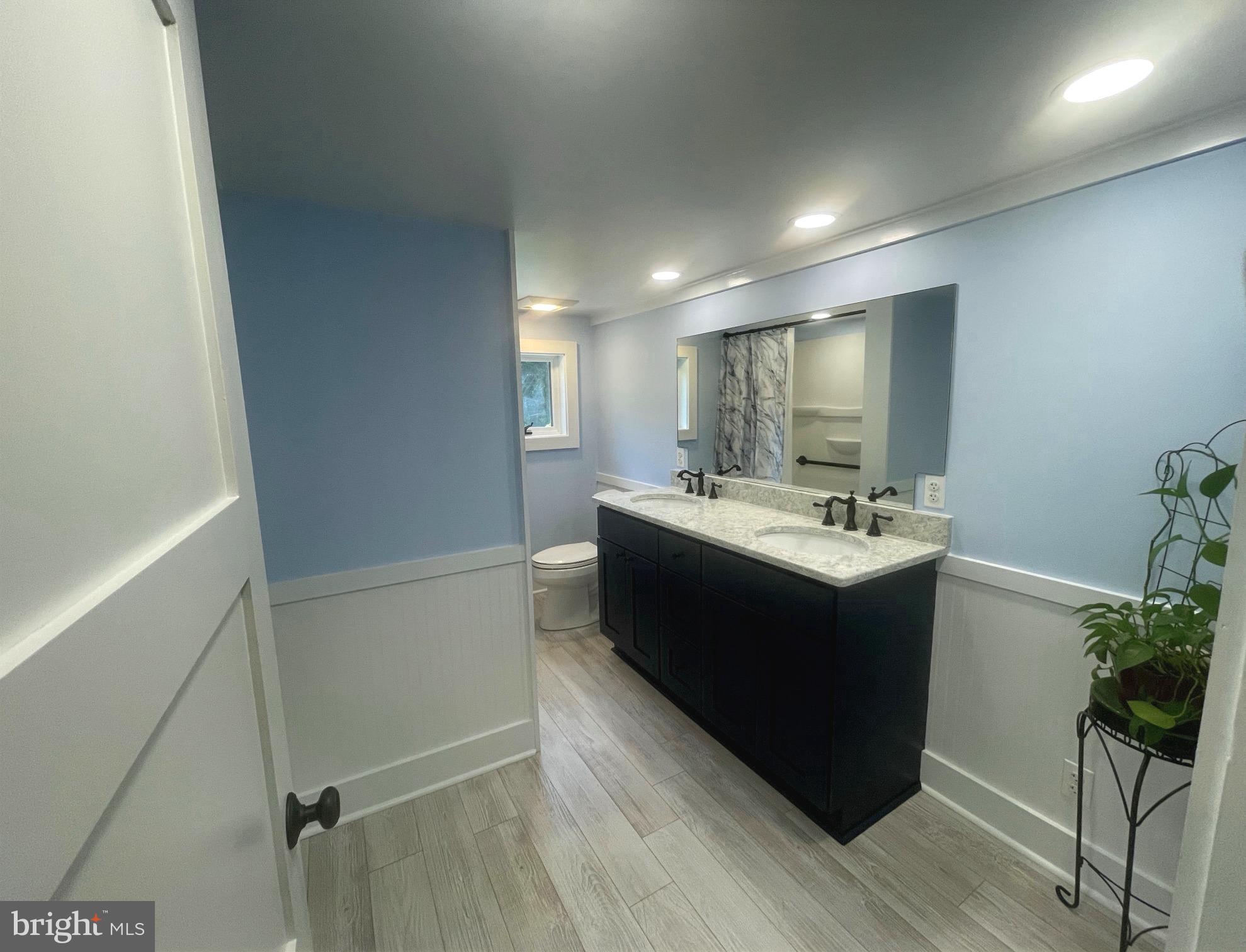 22349 COOPER LANE
