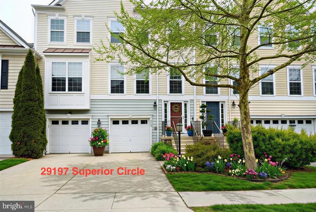 29197 SUPERIOR CIRCLE