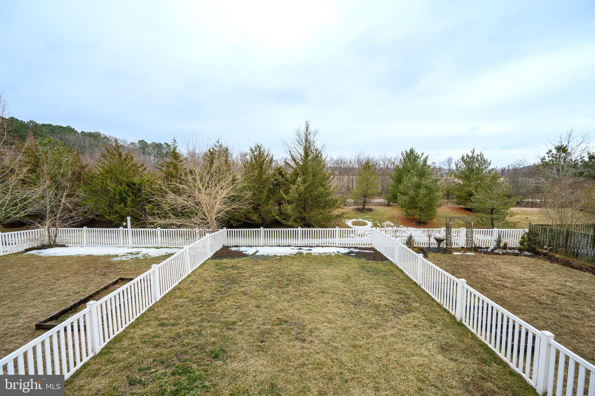 29197 SUPERIOR CIRCLE