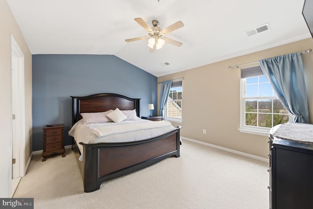 29197 SUPERIOR CIRCLE