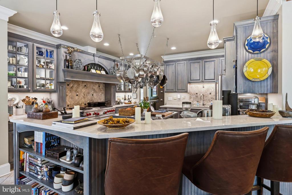 7909 CHURCH NECK