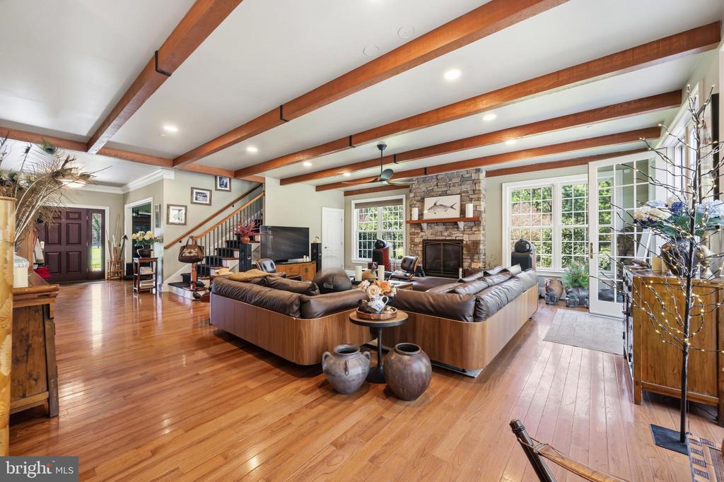 7909 CHURCH NECK