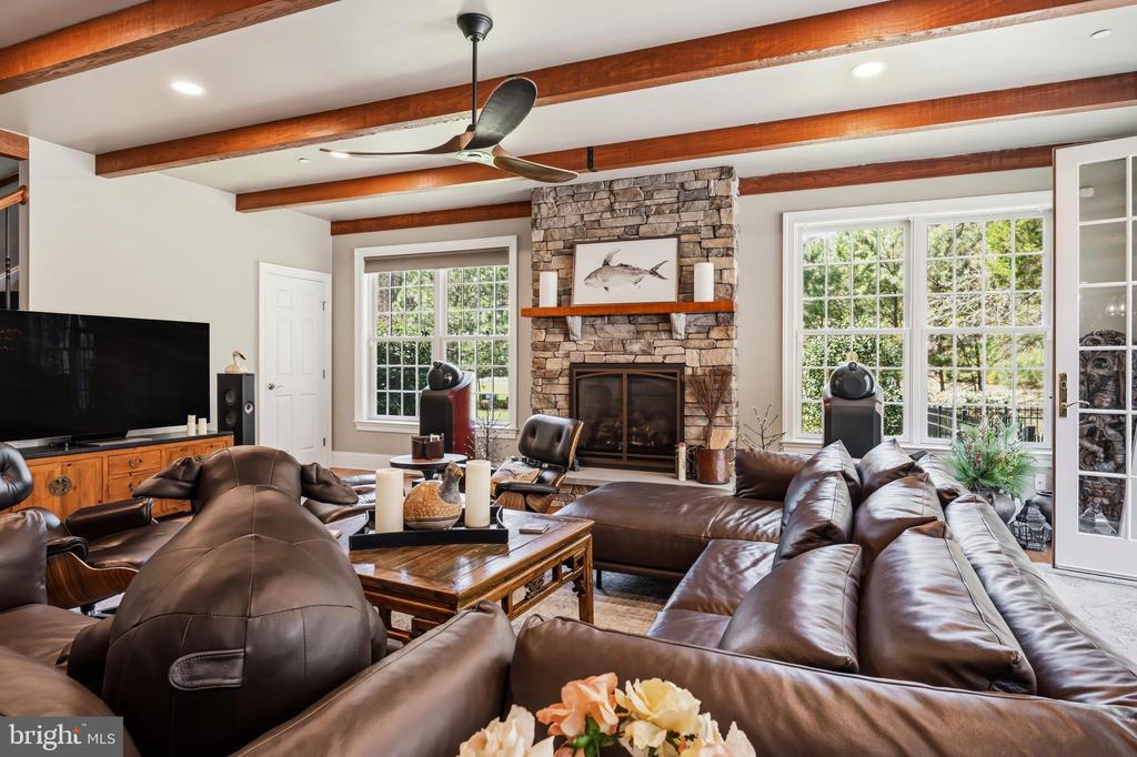 7909 CHURCH NECK