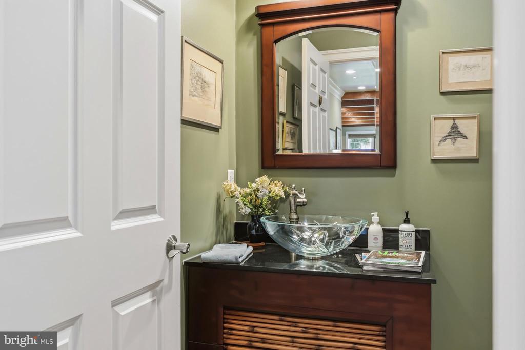 7909 CHURCH NECK