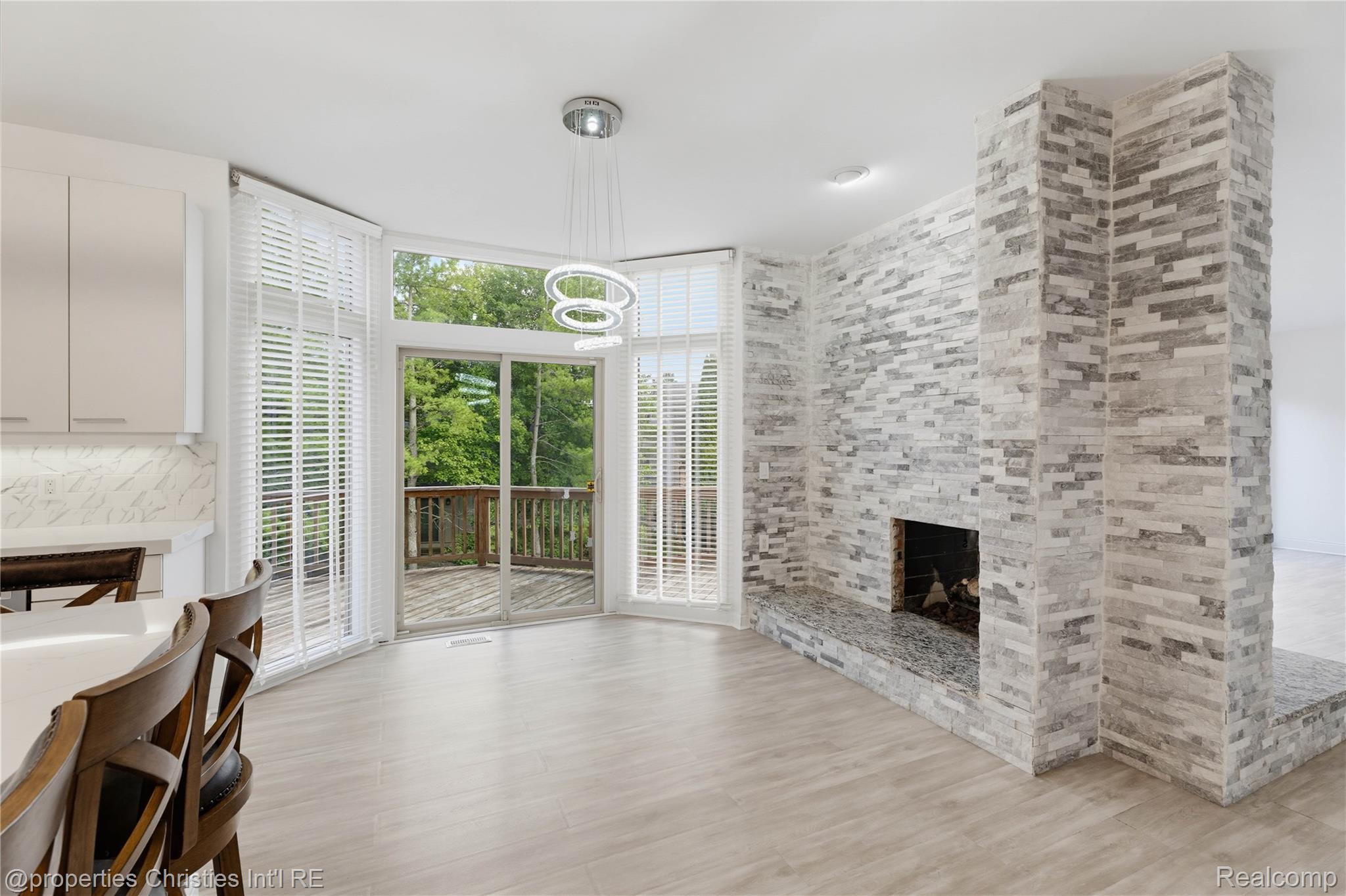 4802 Panorama Circle