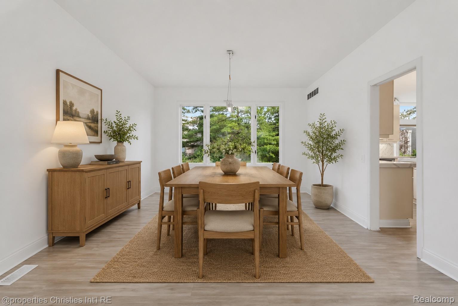 4802 Panorama Circle