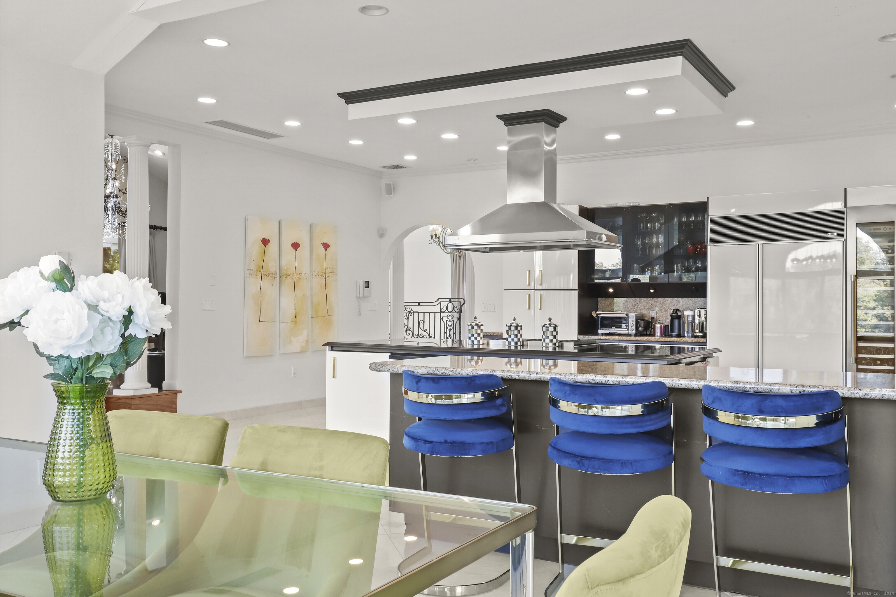 56 Lakeshore Drive