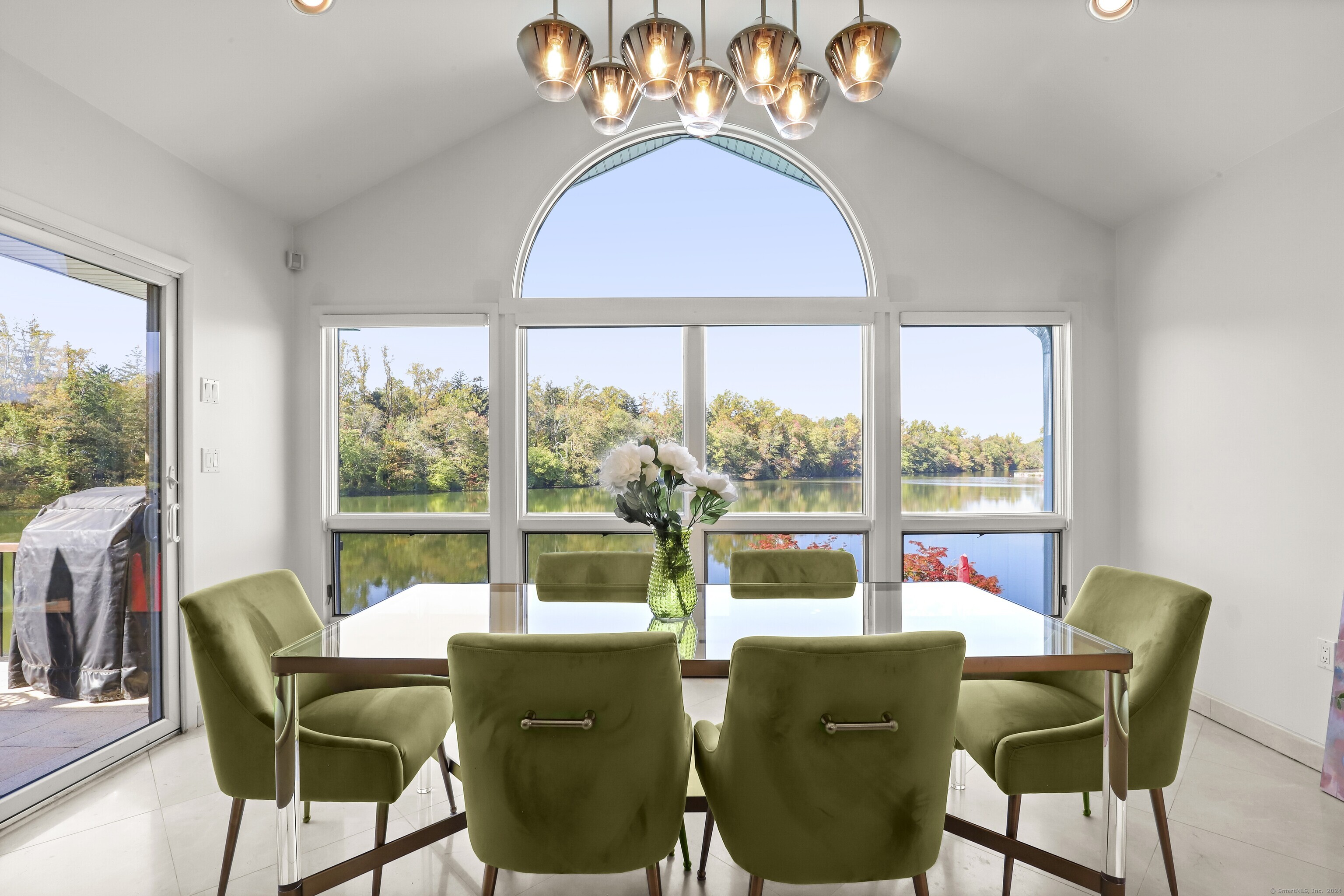 56 Lakeshore Drive