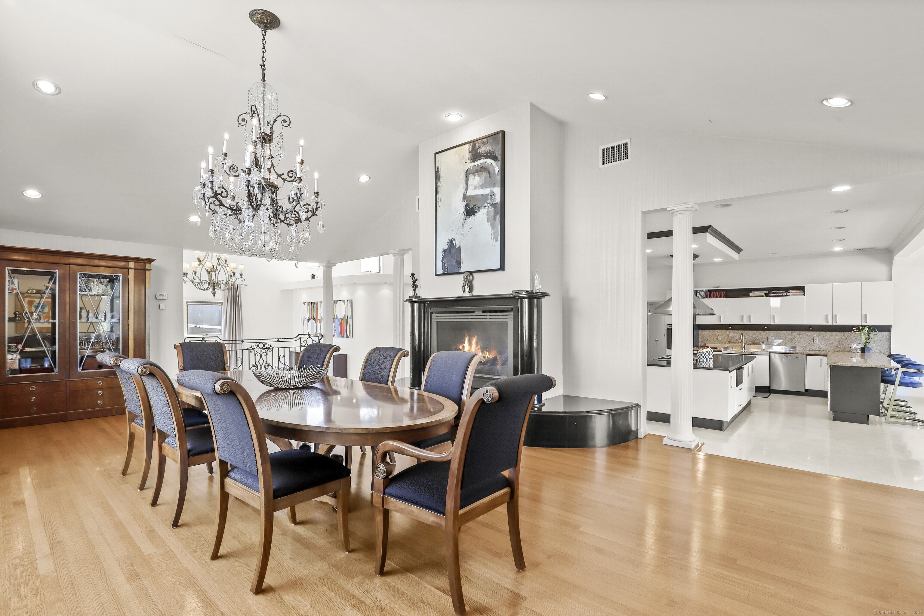 56 Lakeshore Drive