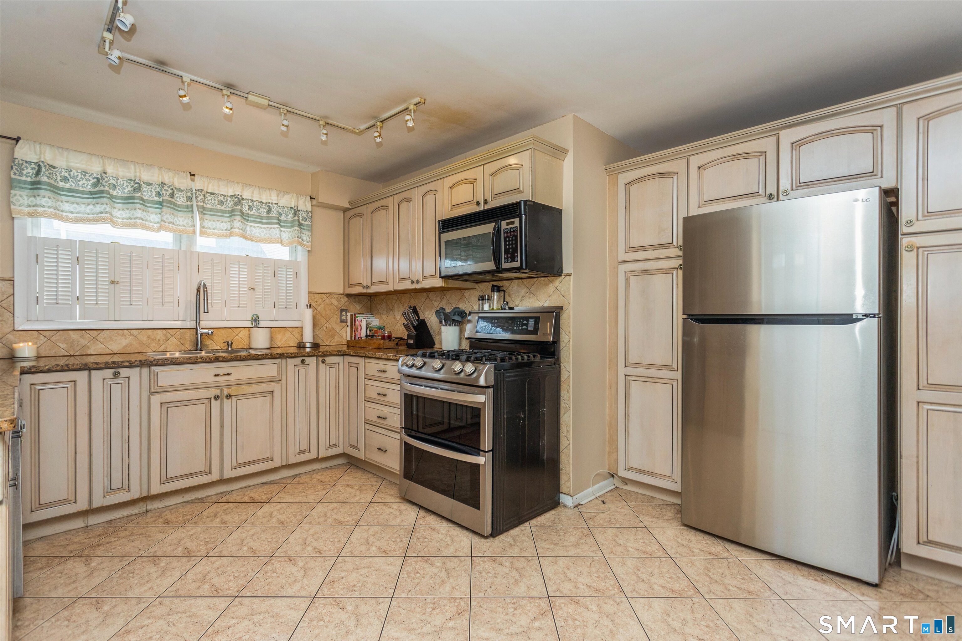 59 Woodway Road APT 1