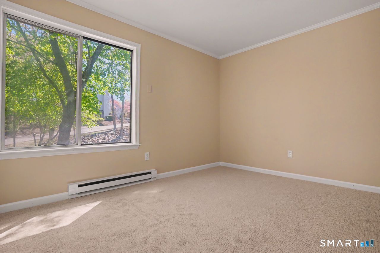 20 East Pembroke Road 28