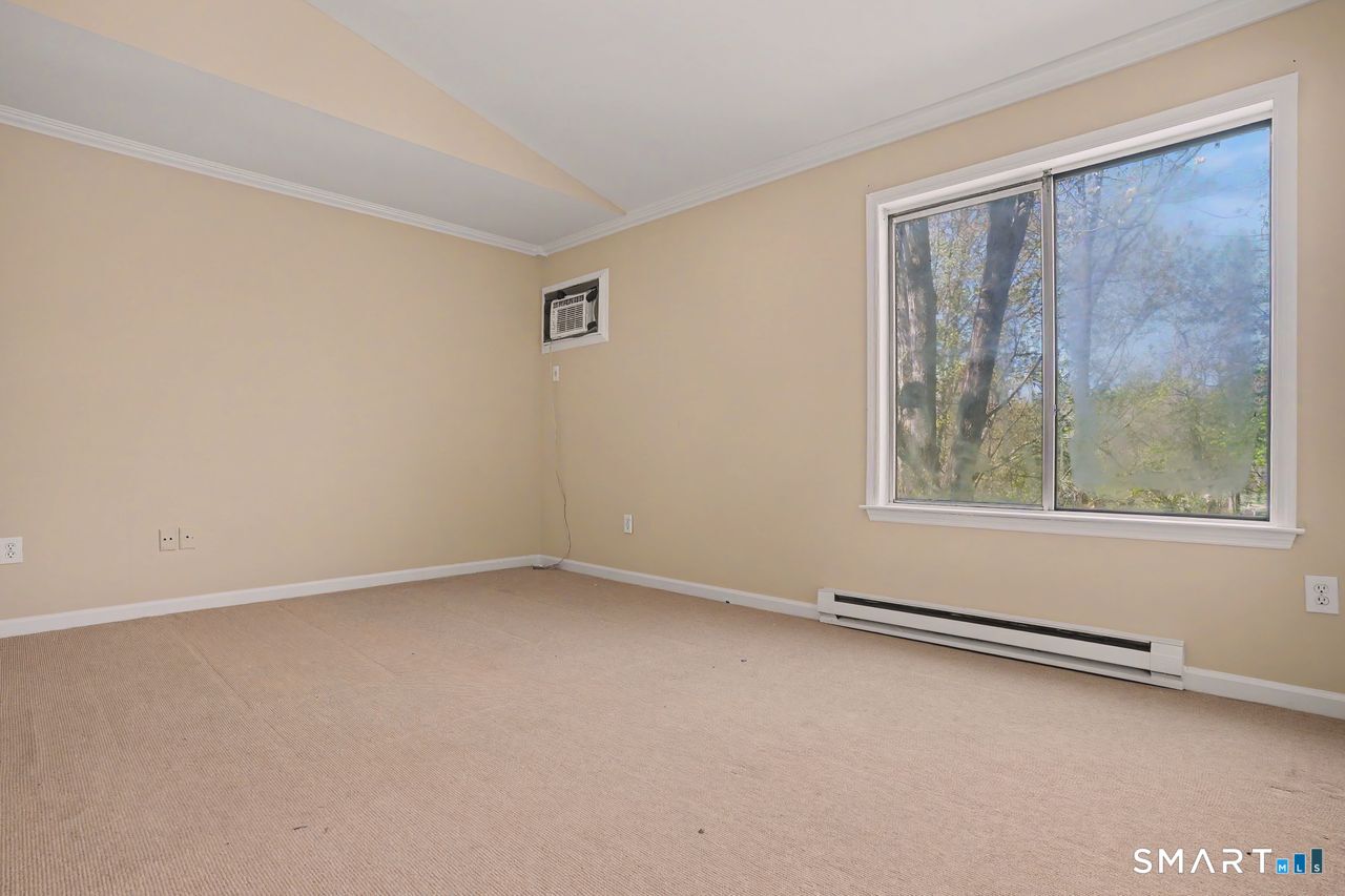 20 East Pembroke Road 28