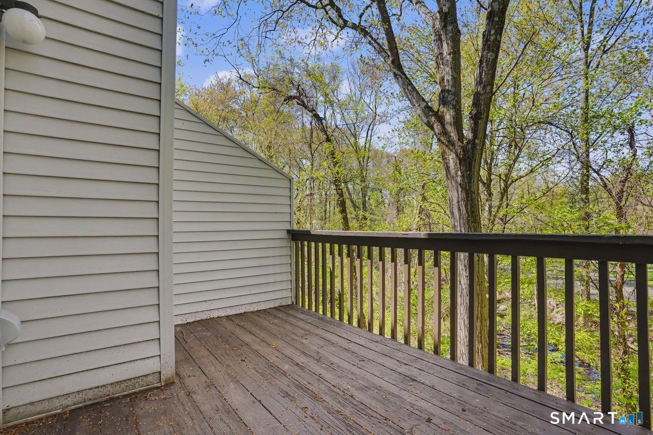 20 East Pembroke Road 28