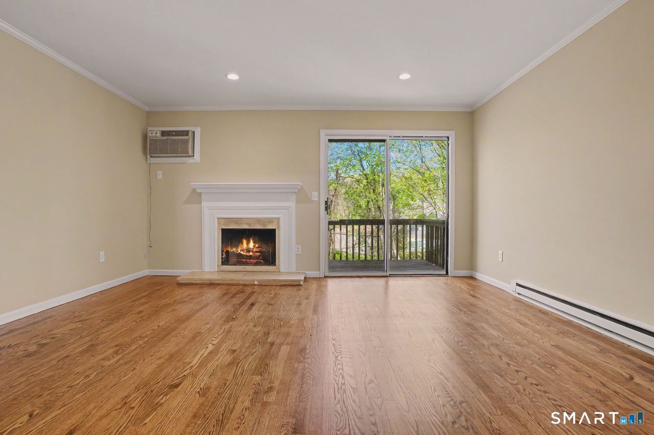20 East Pembroke Road 28