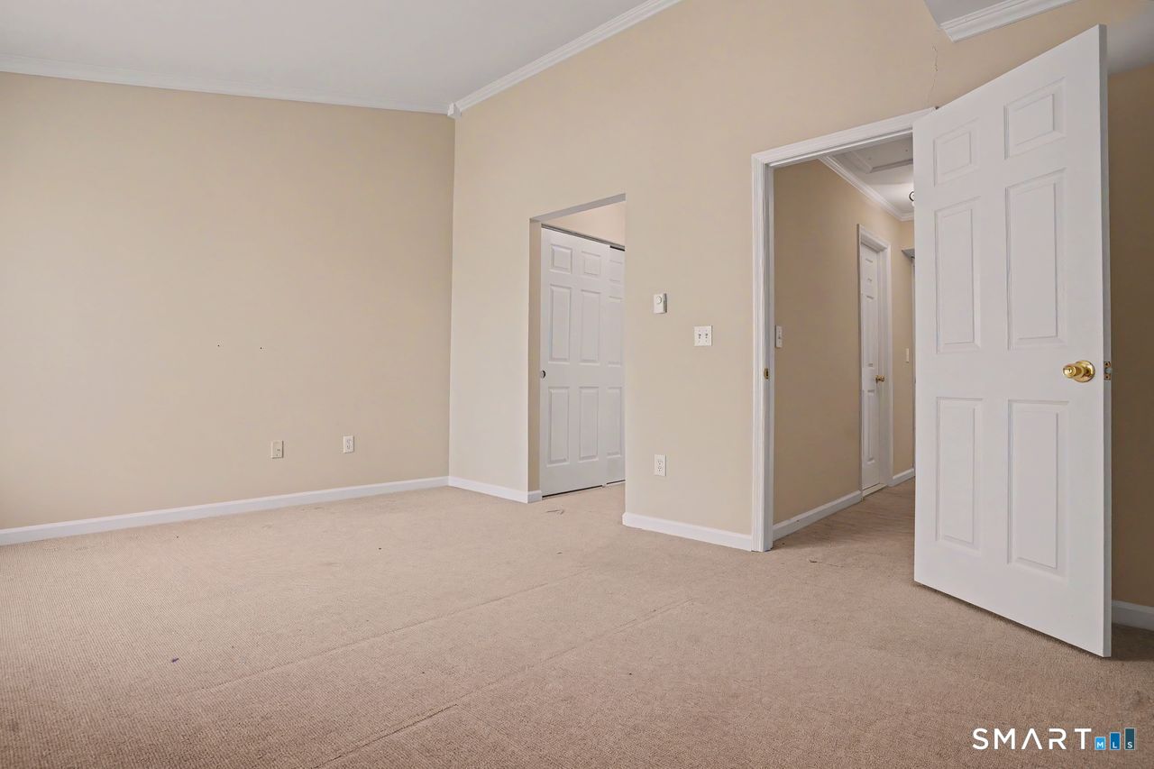 20 East Pembroke Road 28