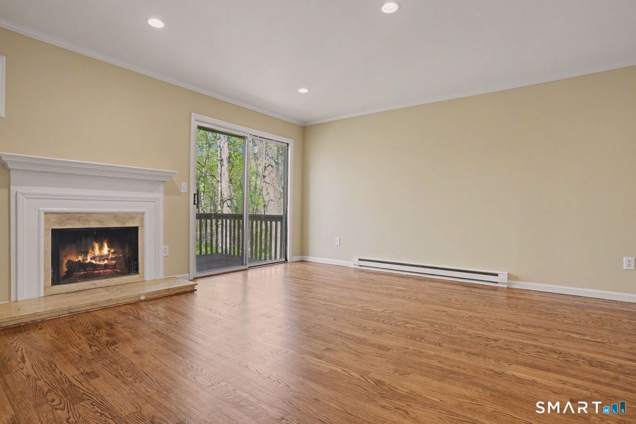 20 East Pembroke Road 28