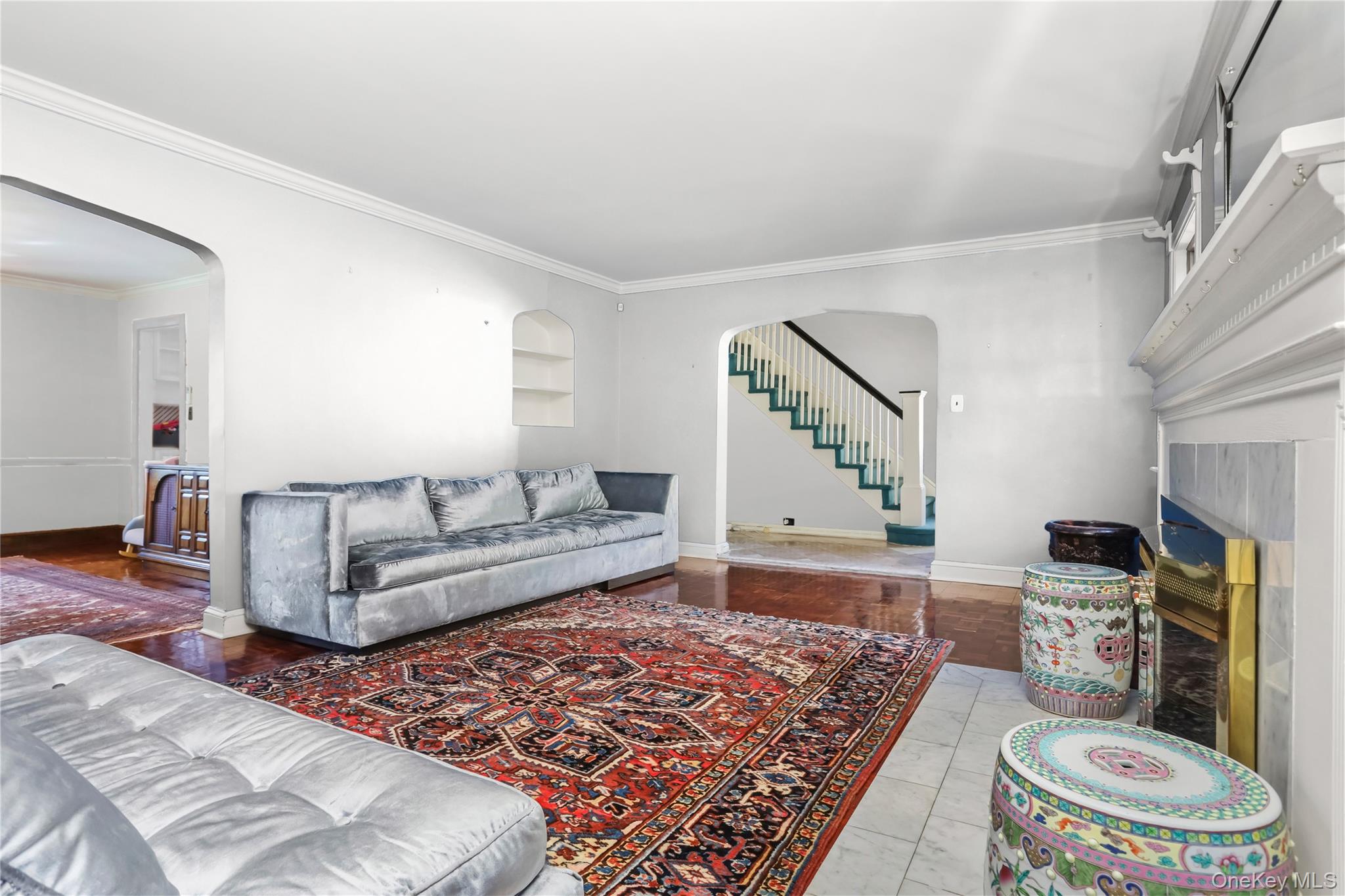 889 James Street