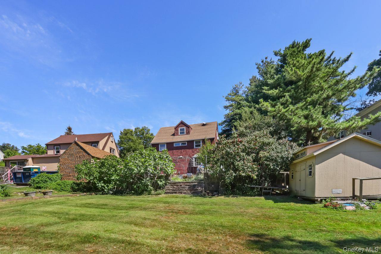 889 James Street