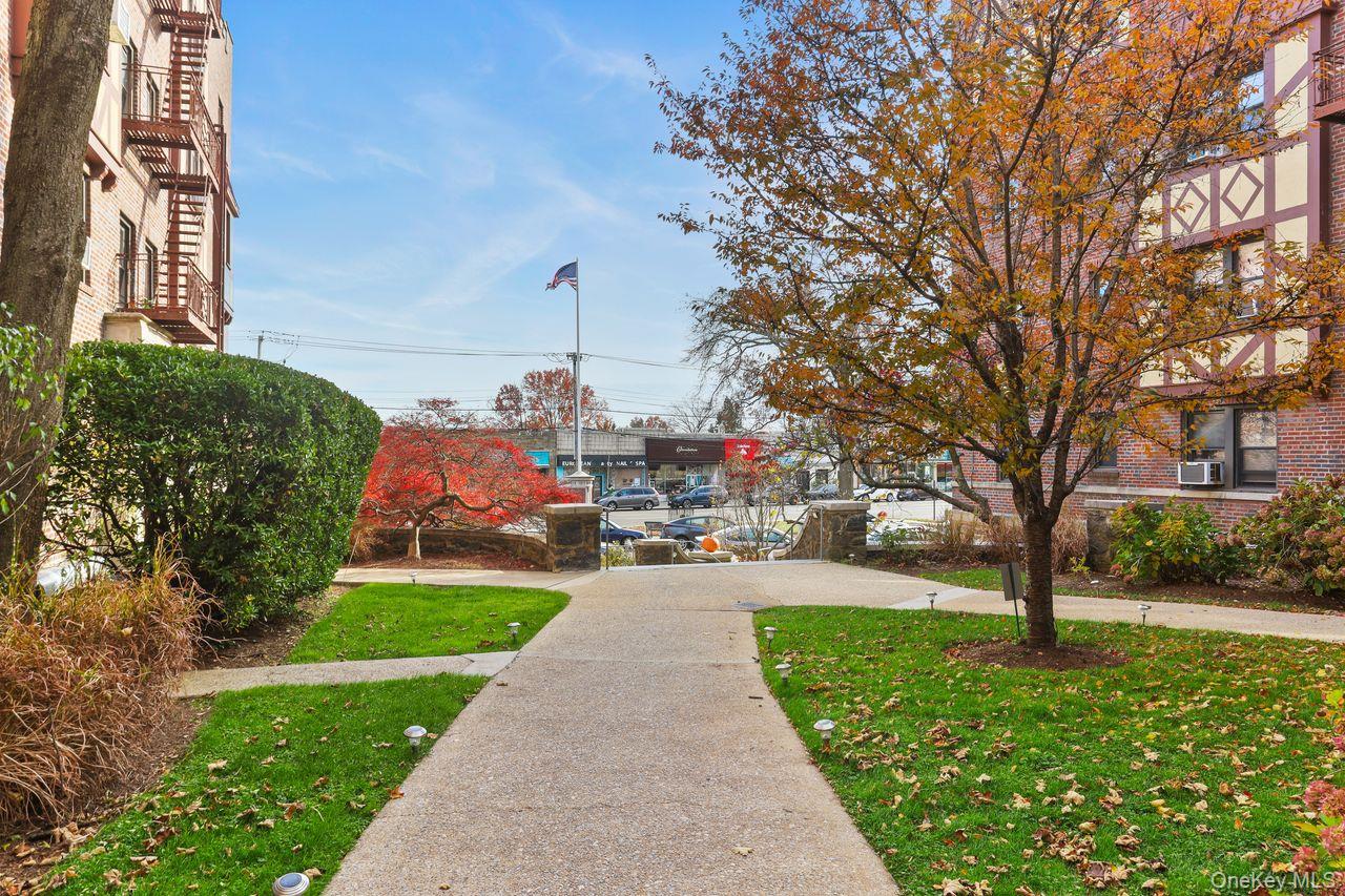 604 Tompkins Unit: 10-C