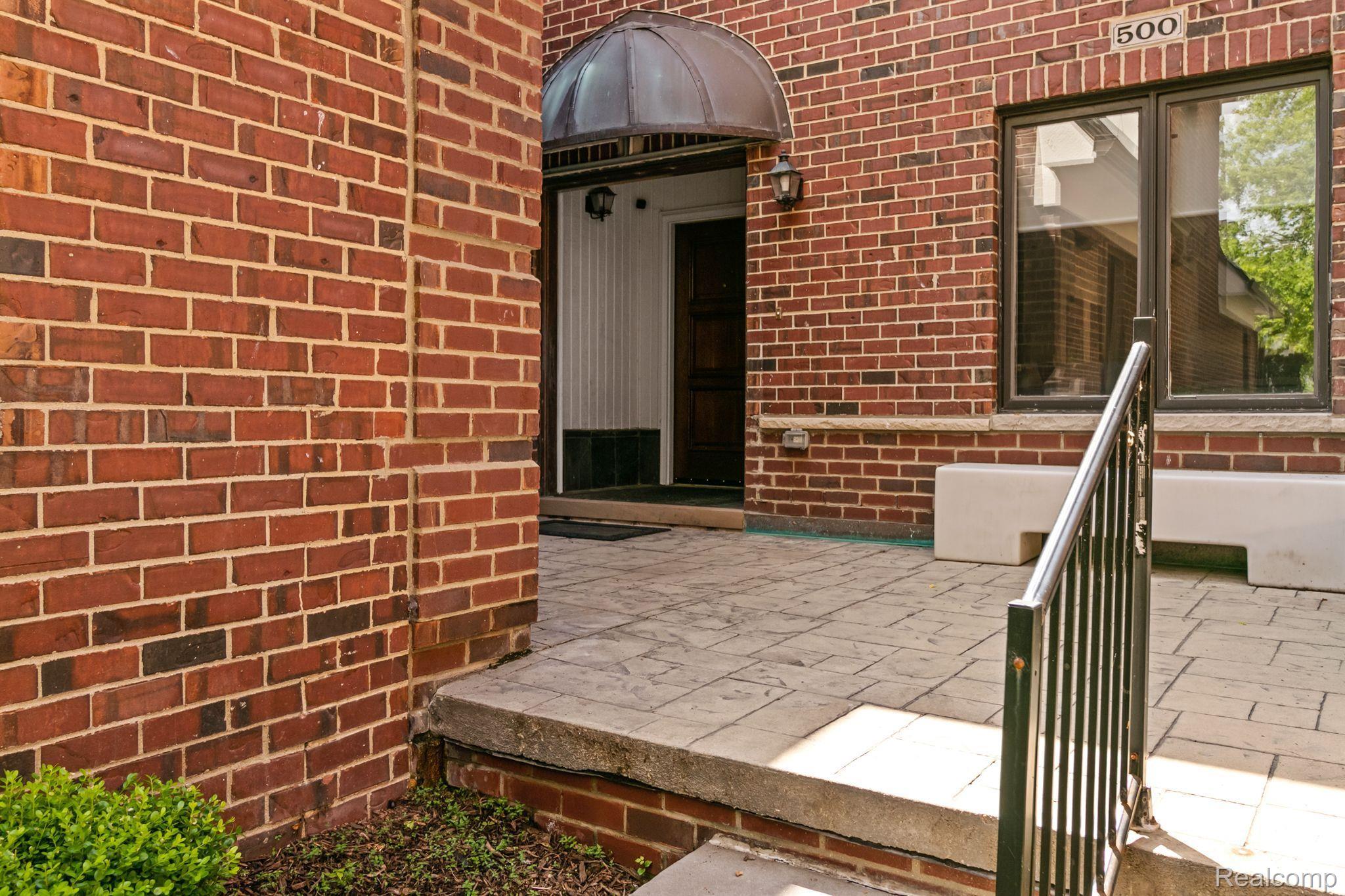 500 SOUTHFIELD Road