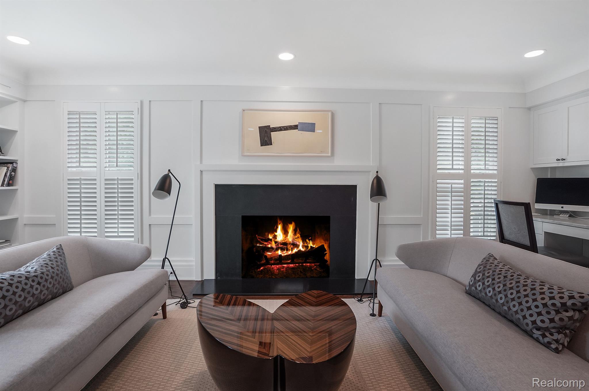 908 CHESTERFIELD Avenue