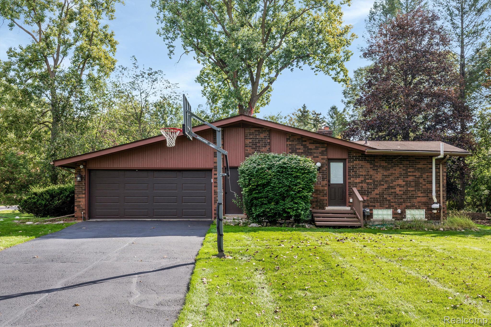 31536 W STONEWOOD Court