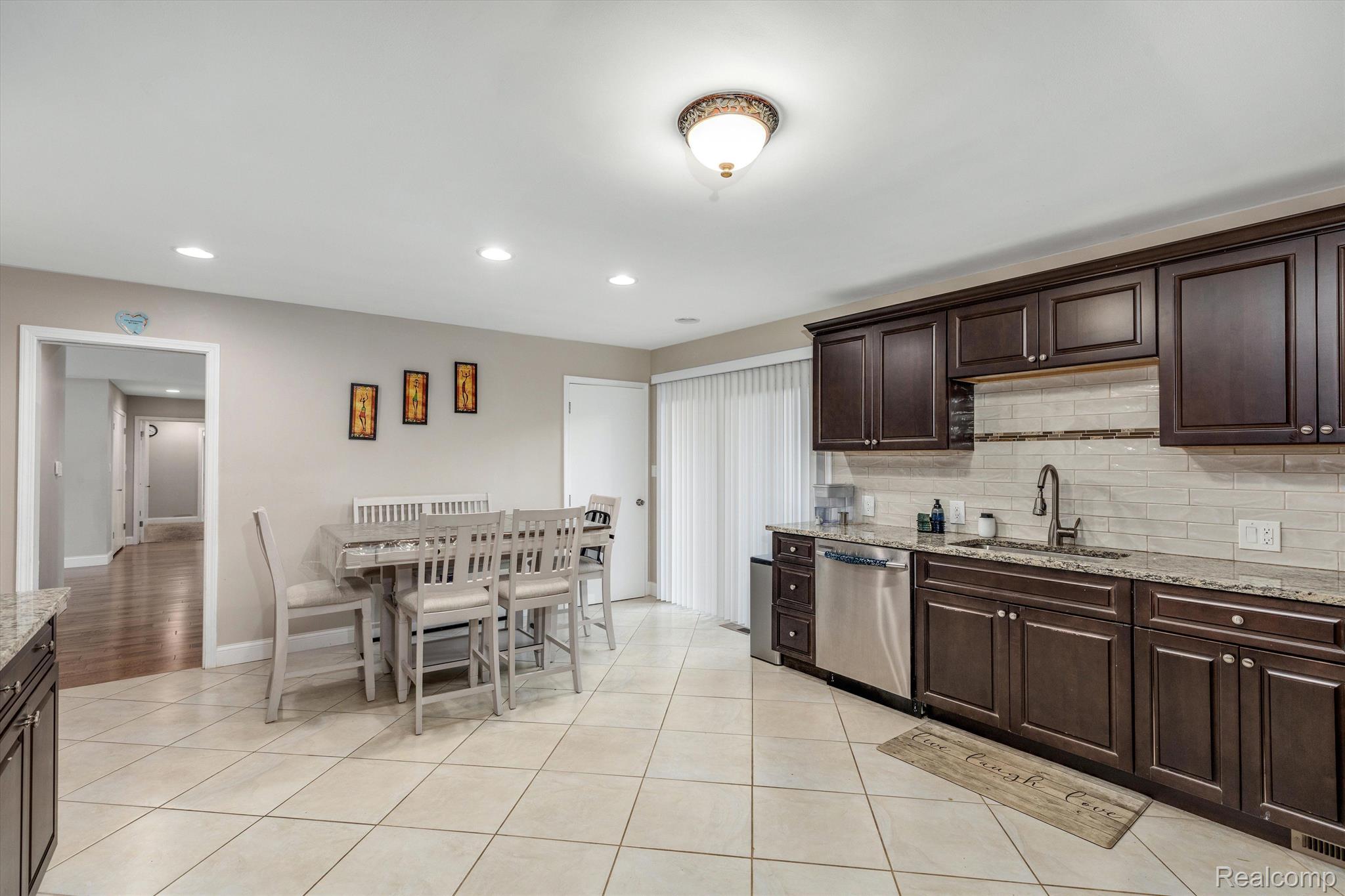 31536 W STONEWOOD Court