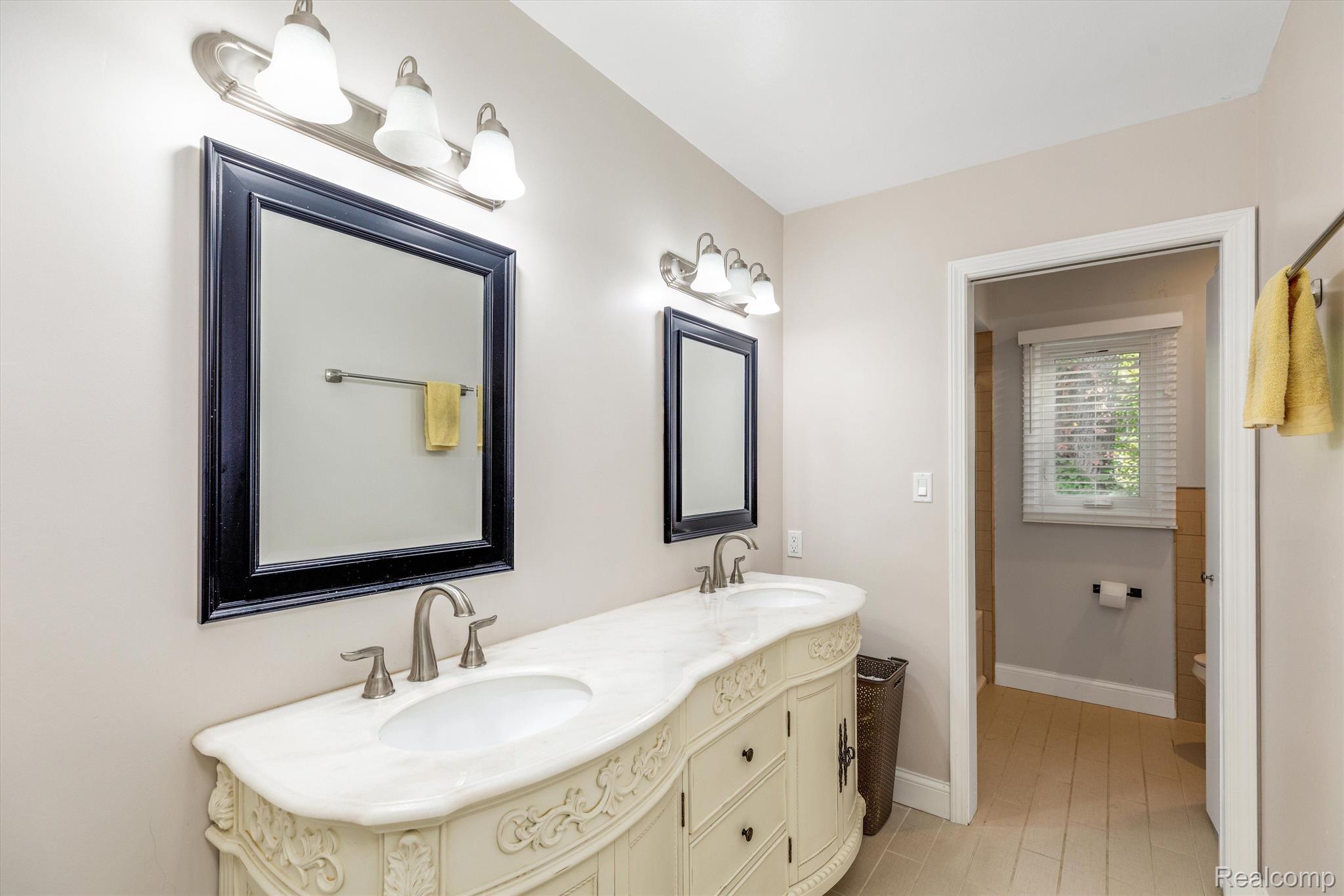 31536 W STONEWOOD Court