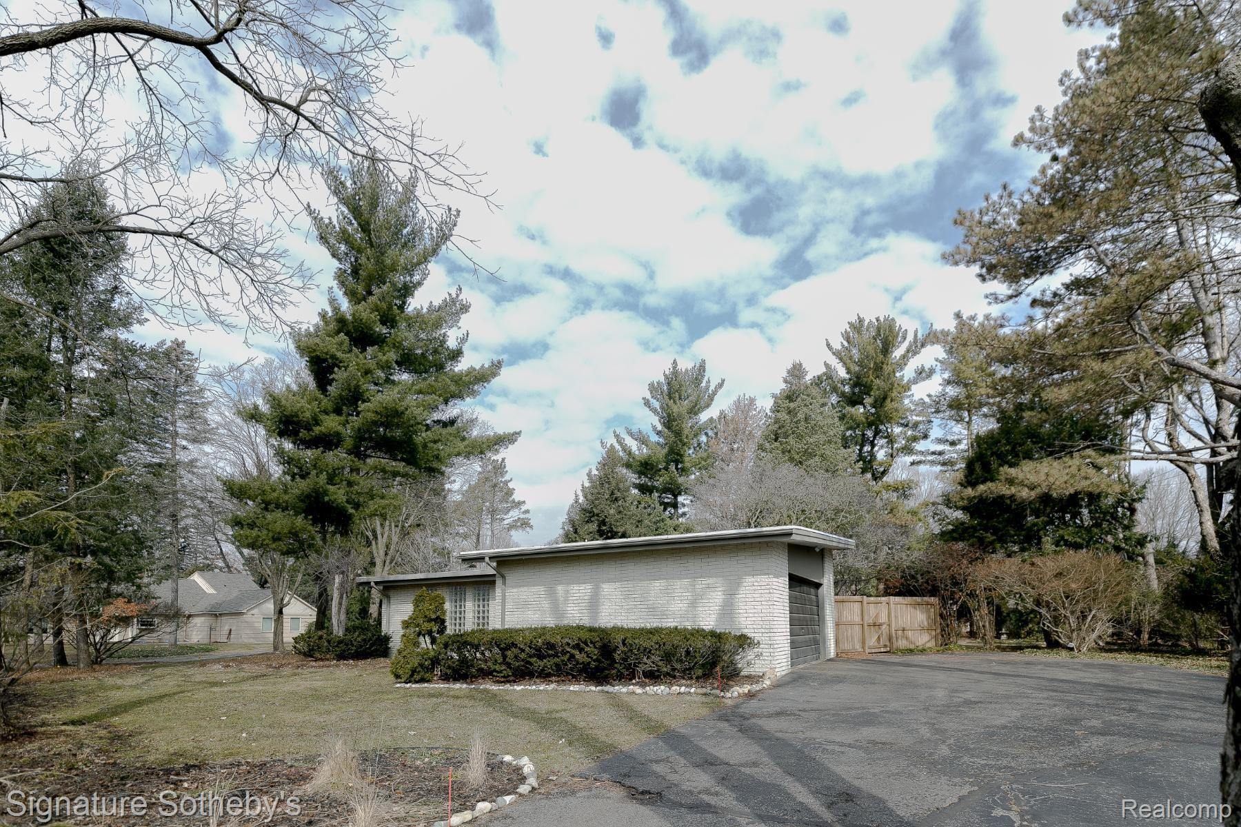4700 HEATHER Lane