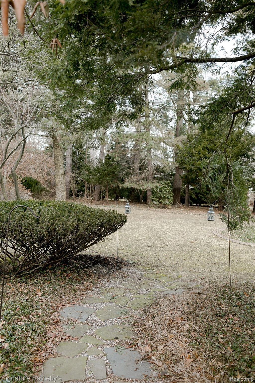 4700 HEATHER Lane