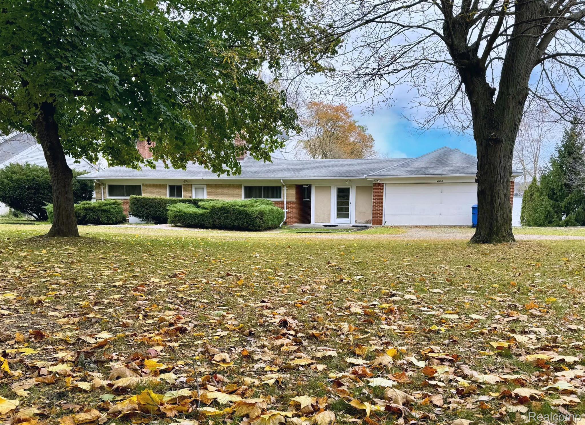 4405 MOTORWAY Drive