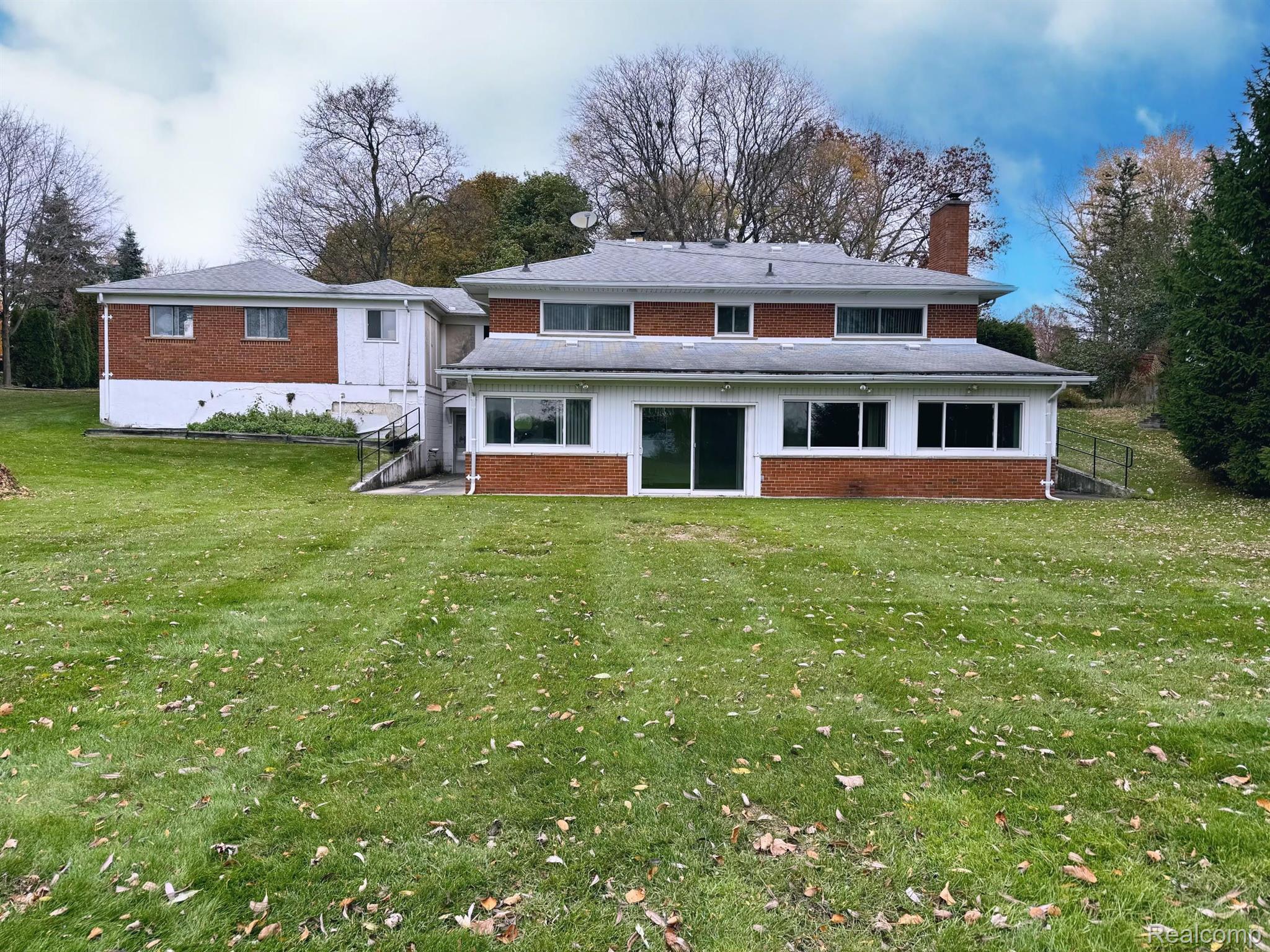 4405 MOTORWAY Drive