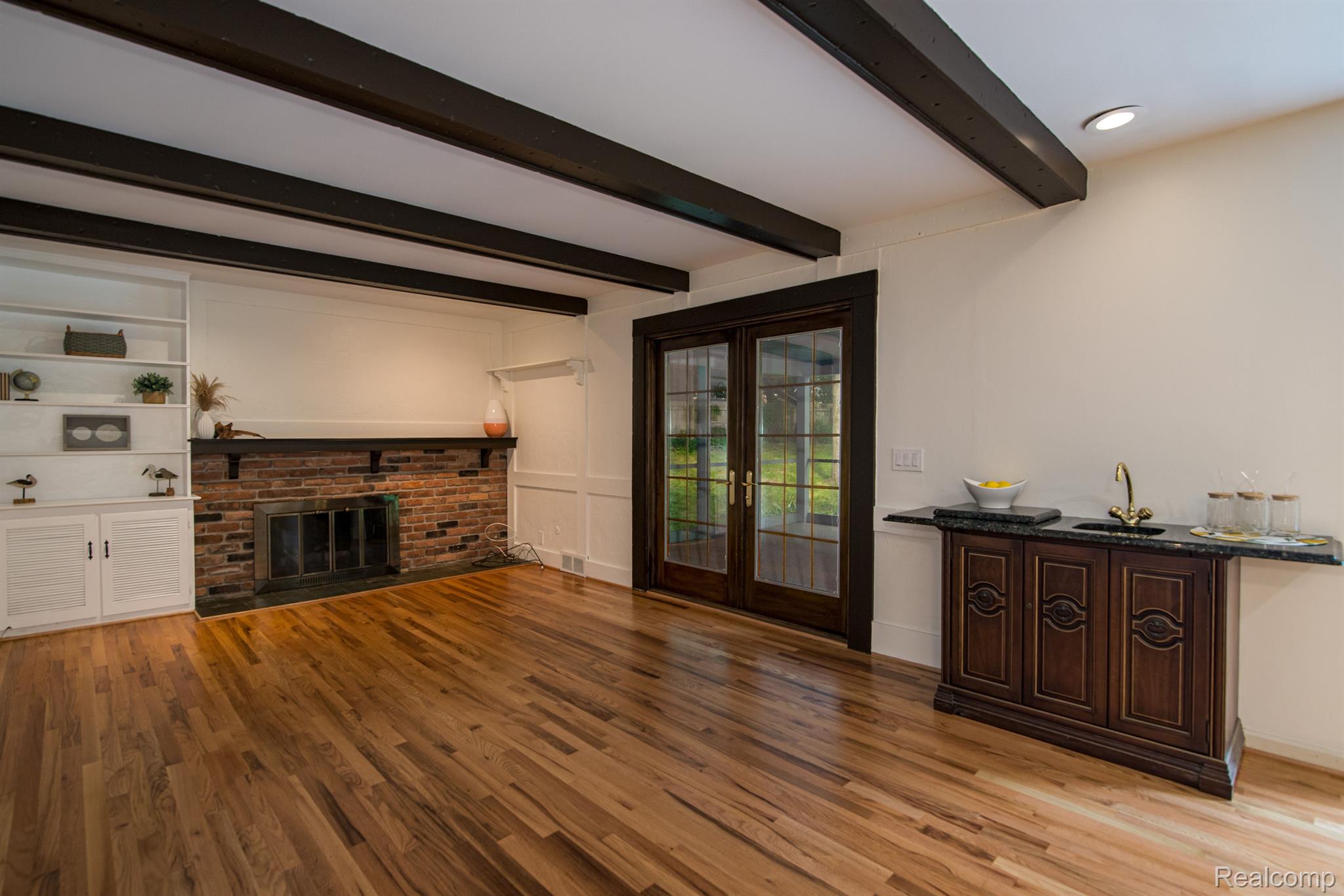 1024 ROCK SPRING Road