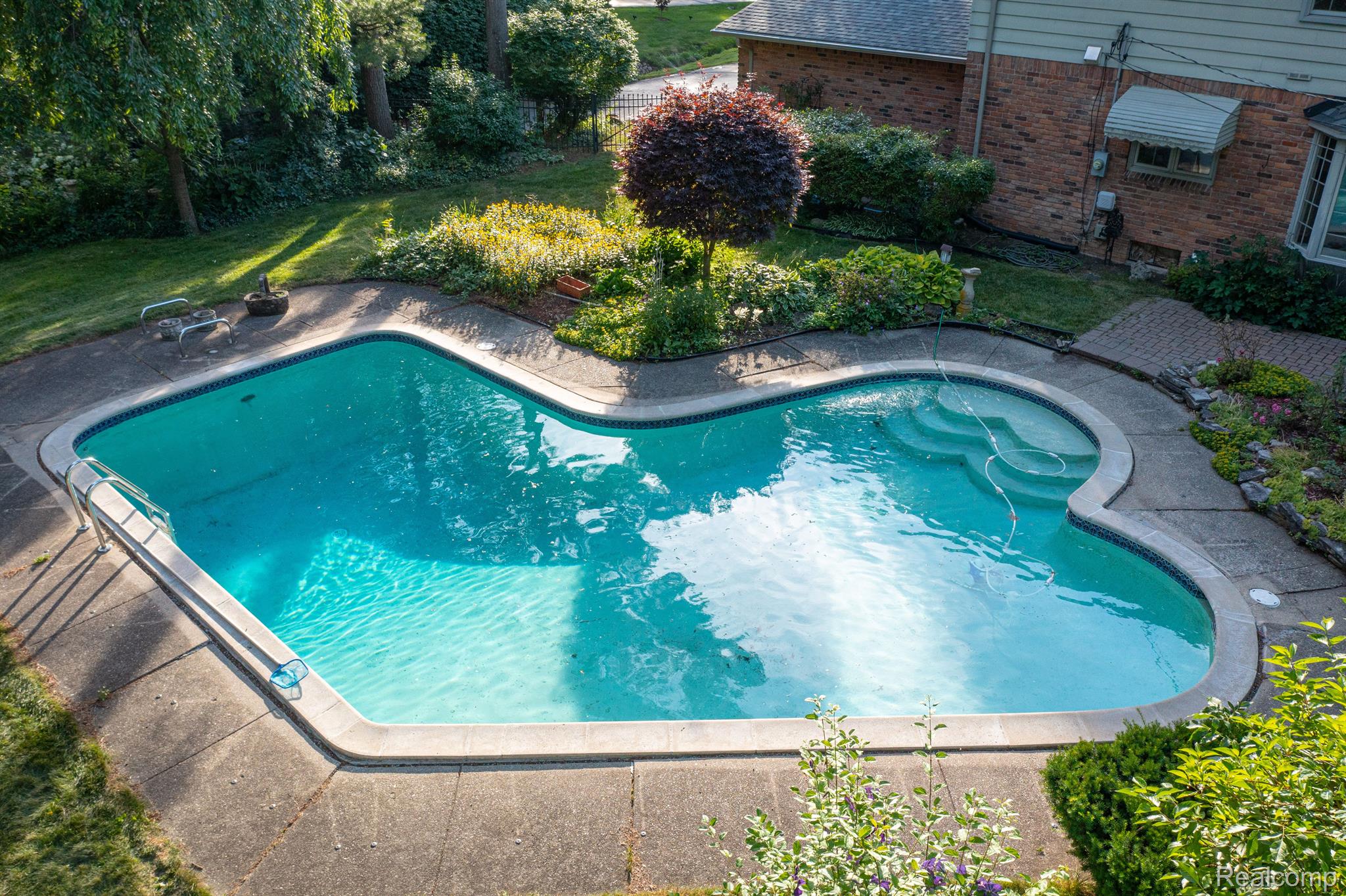 1024 ROCK SPRING Road