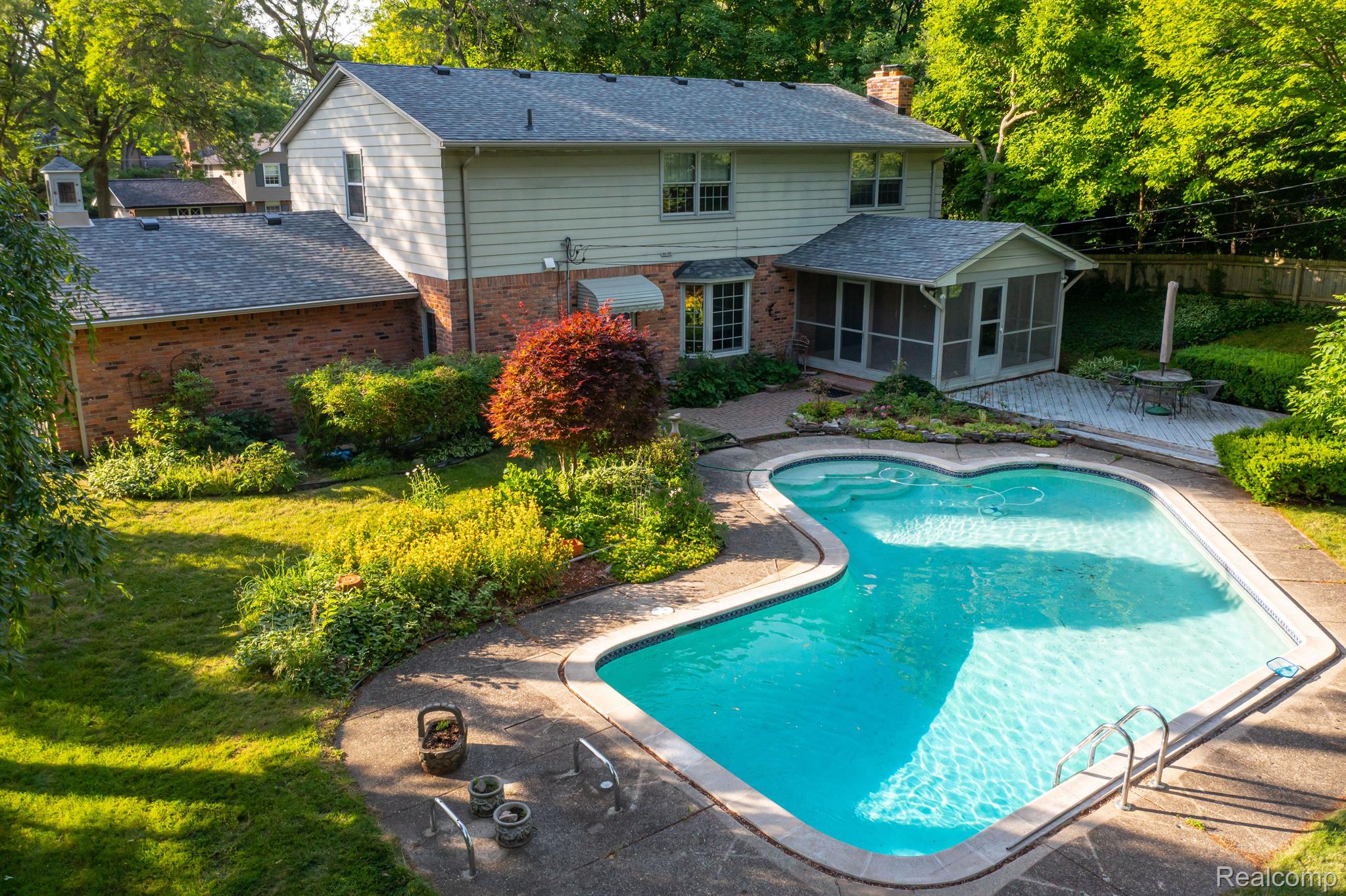1024 ROCK SPRING Road