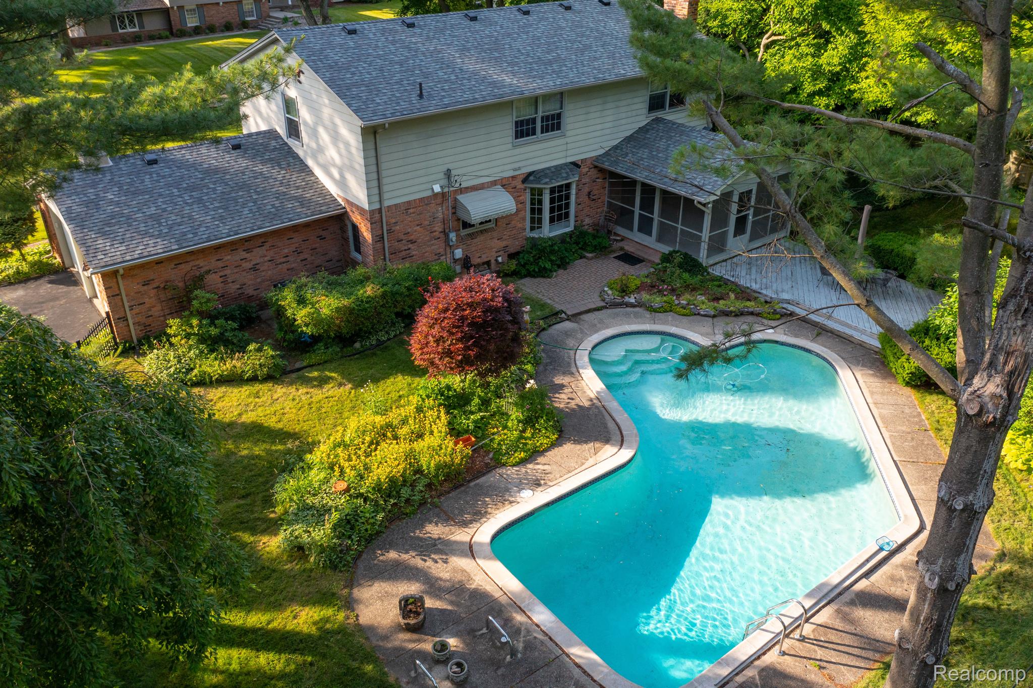 1024 ROCK SPRING Road