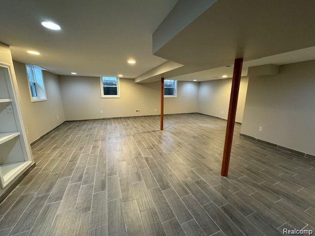 343 WADSWORTH Lane