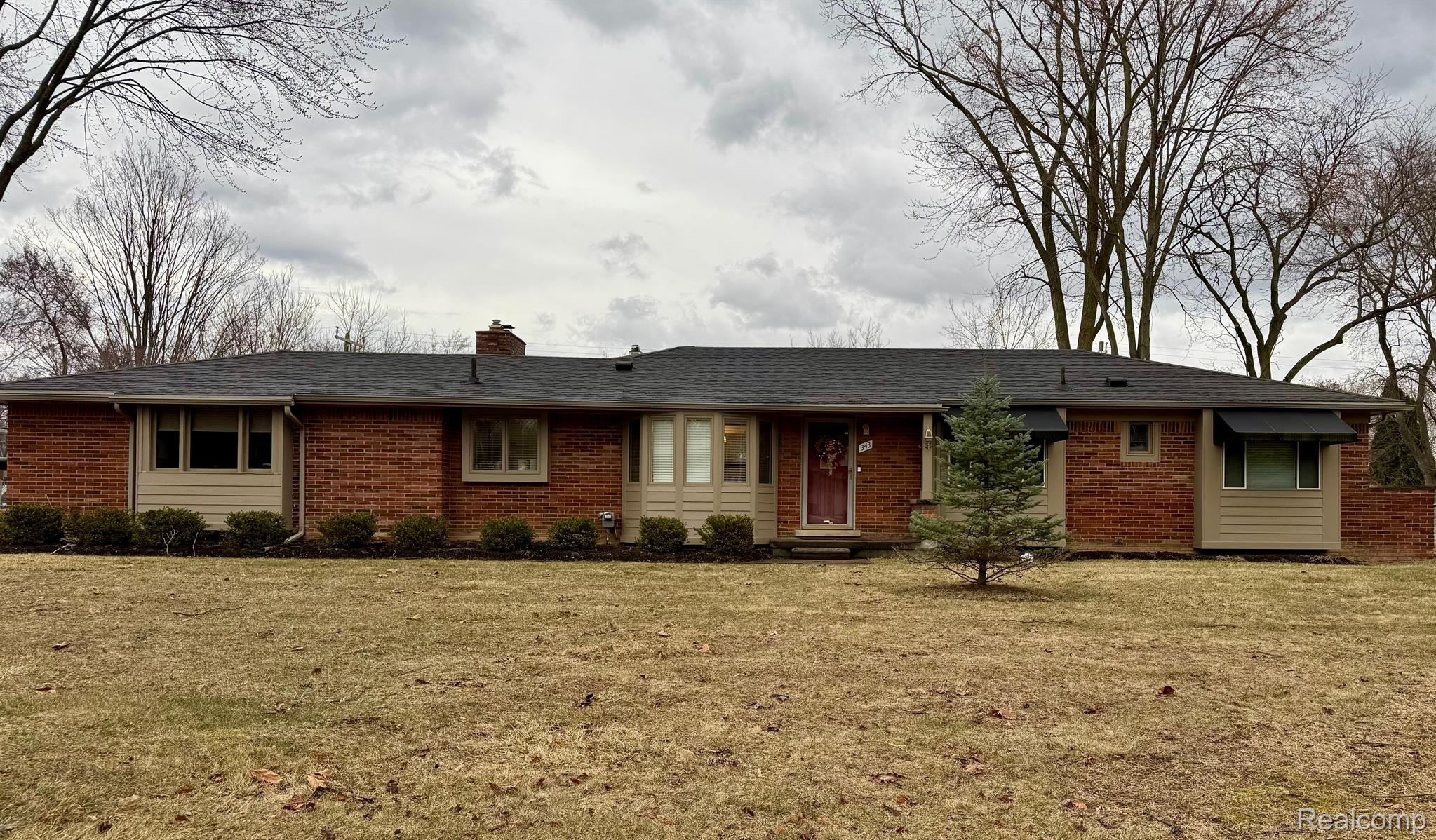 343 WADSWORTH Lane