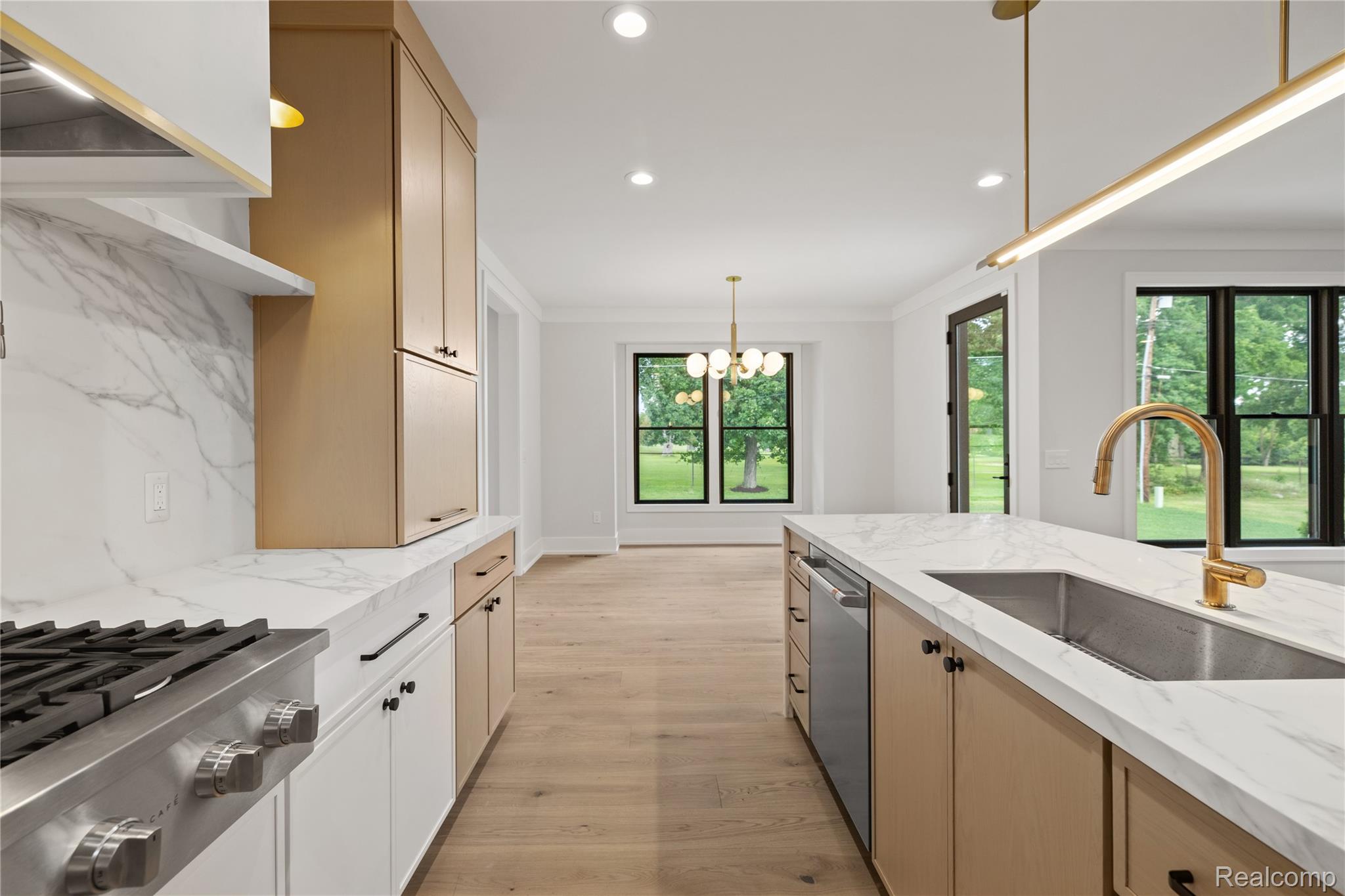 1231 Fox Chase Road