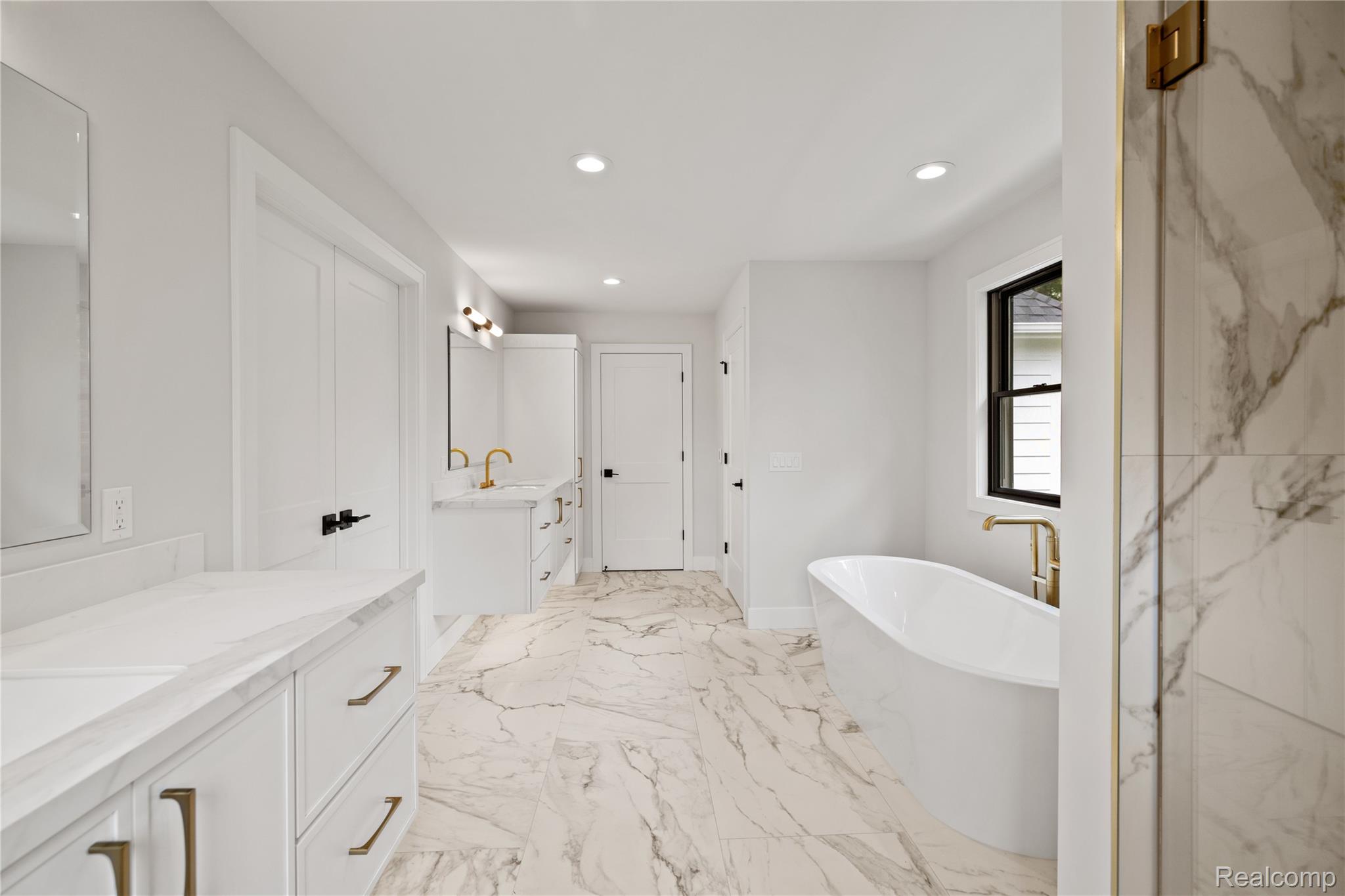 1231 Fox Chase Road