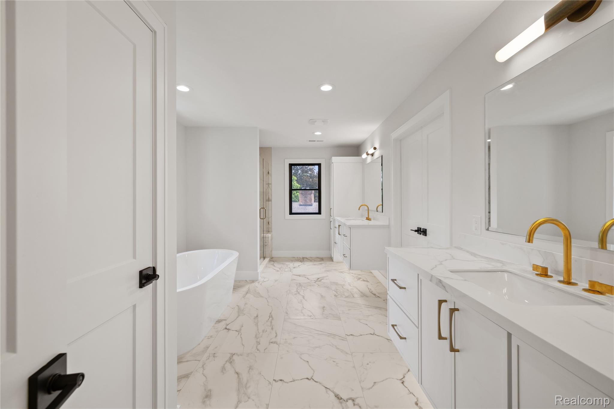 1231 Fox Chase Road