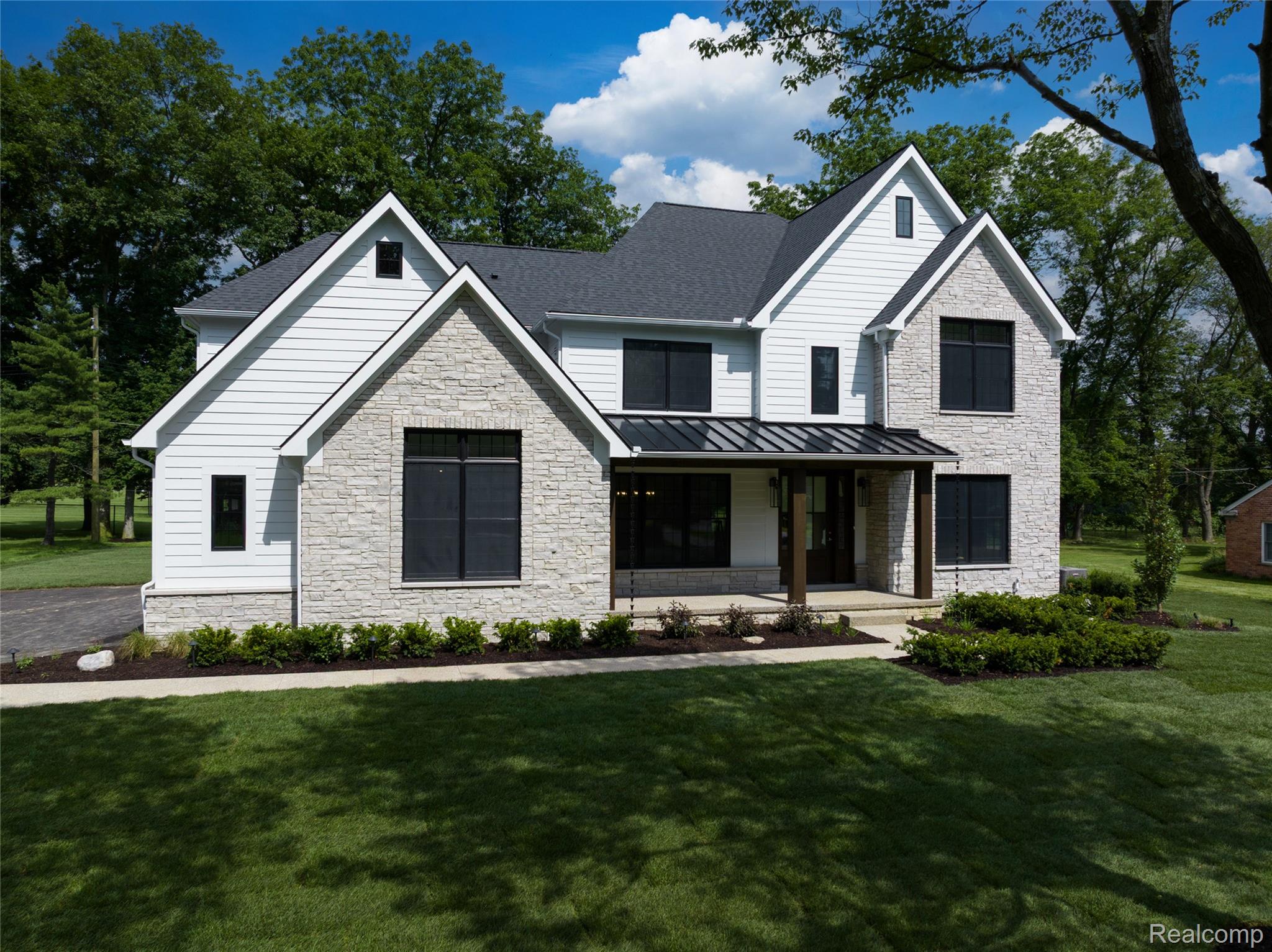 1231 Fox Chase Road