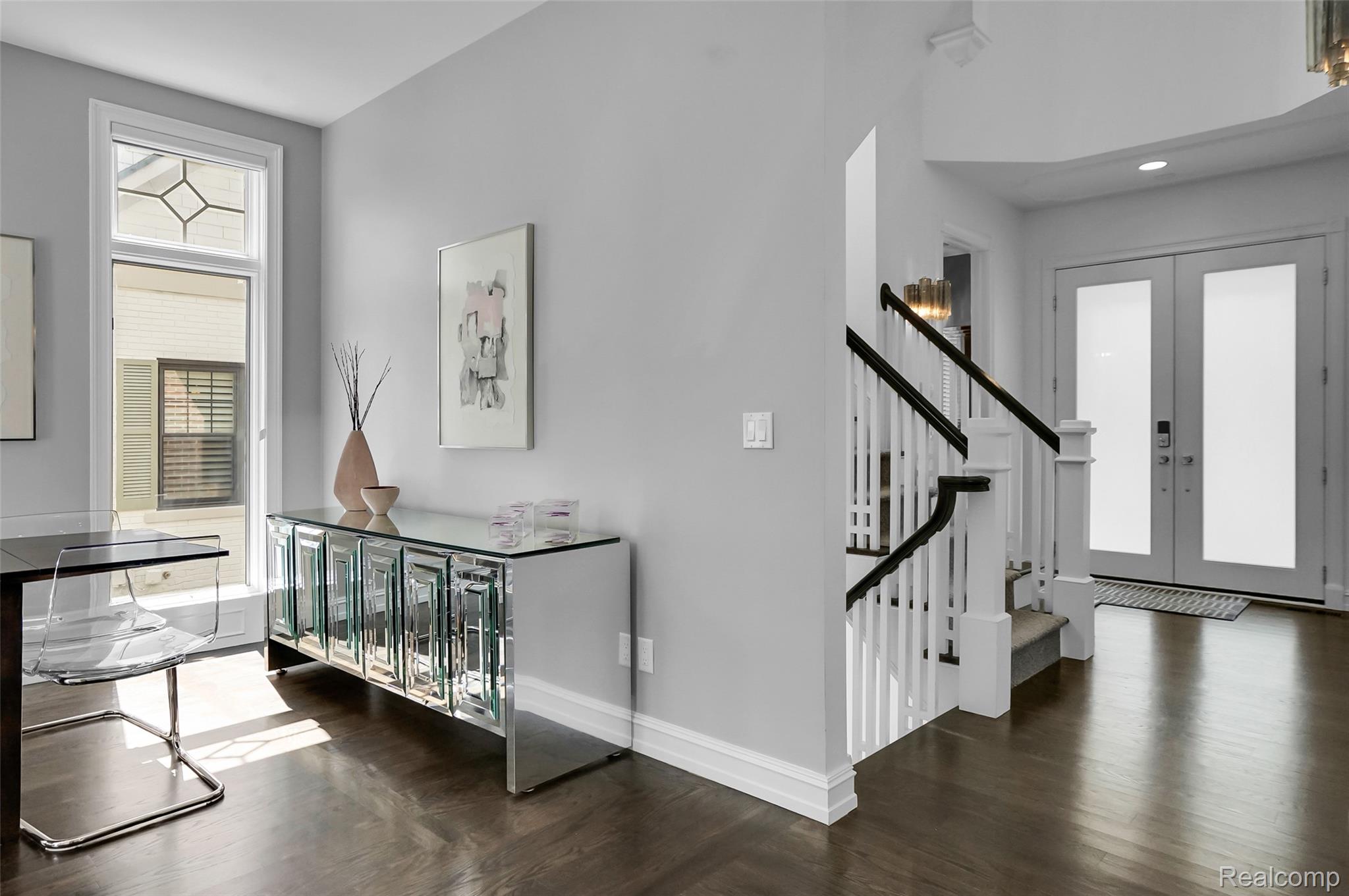 655 Chester Street