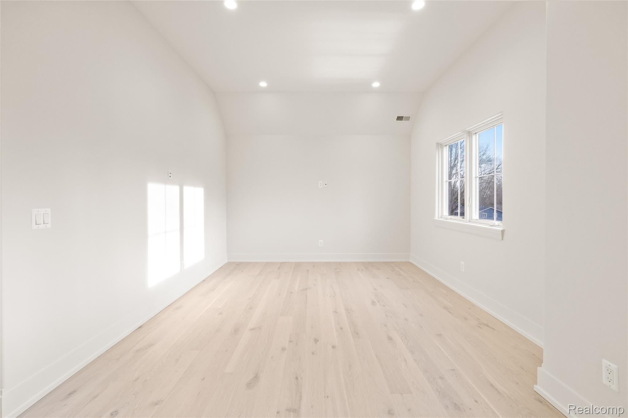 2802 HEATHFIELD Road