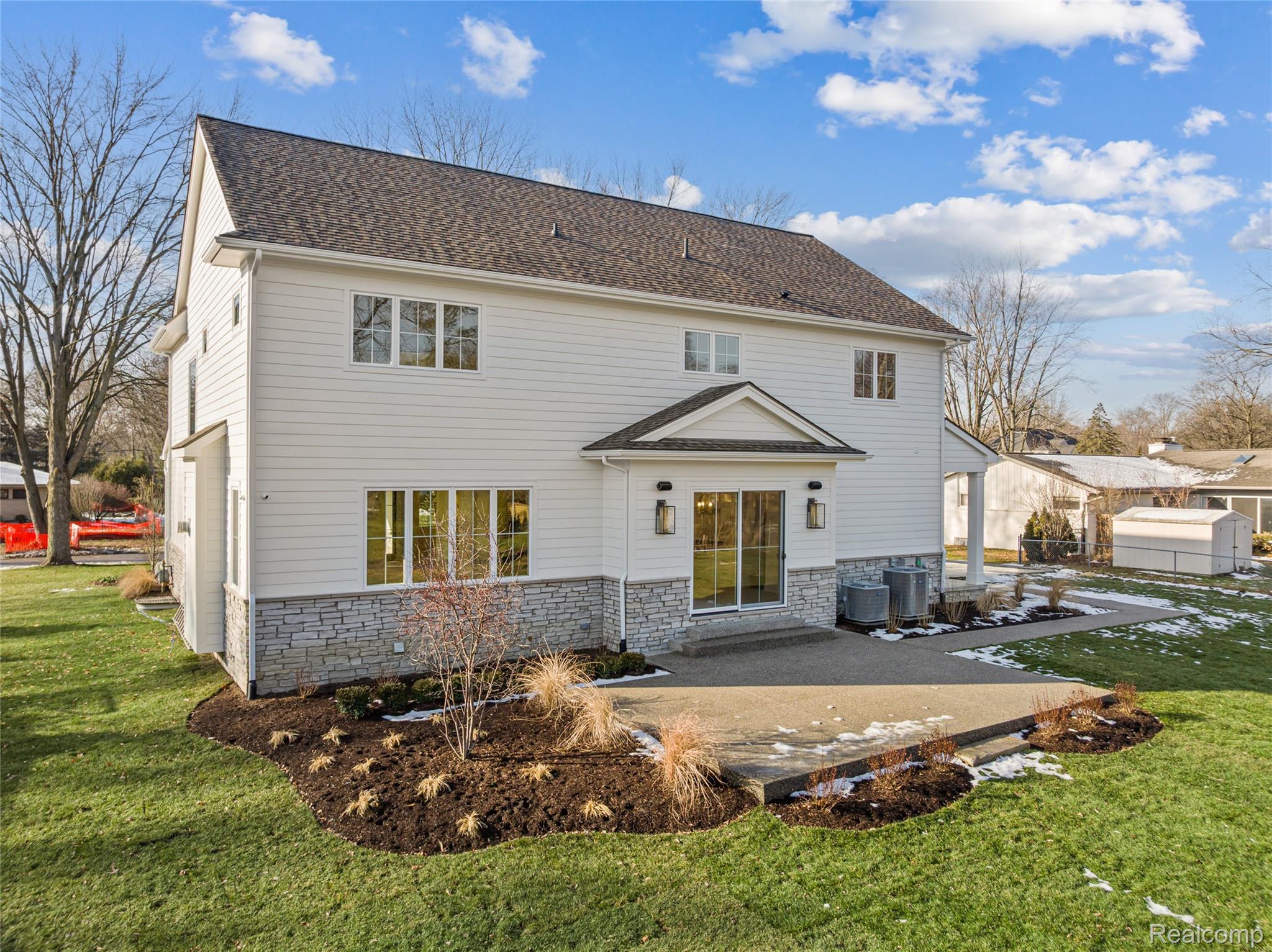 2802 HEATHFIELD Road