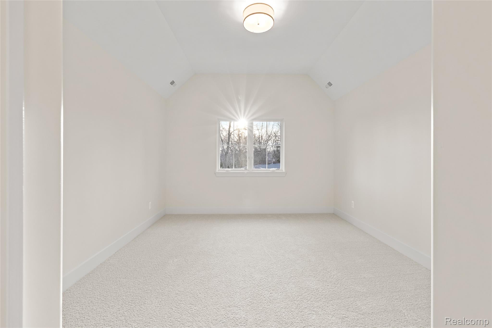 2802 HEATHFIELD Road