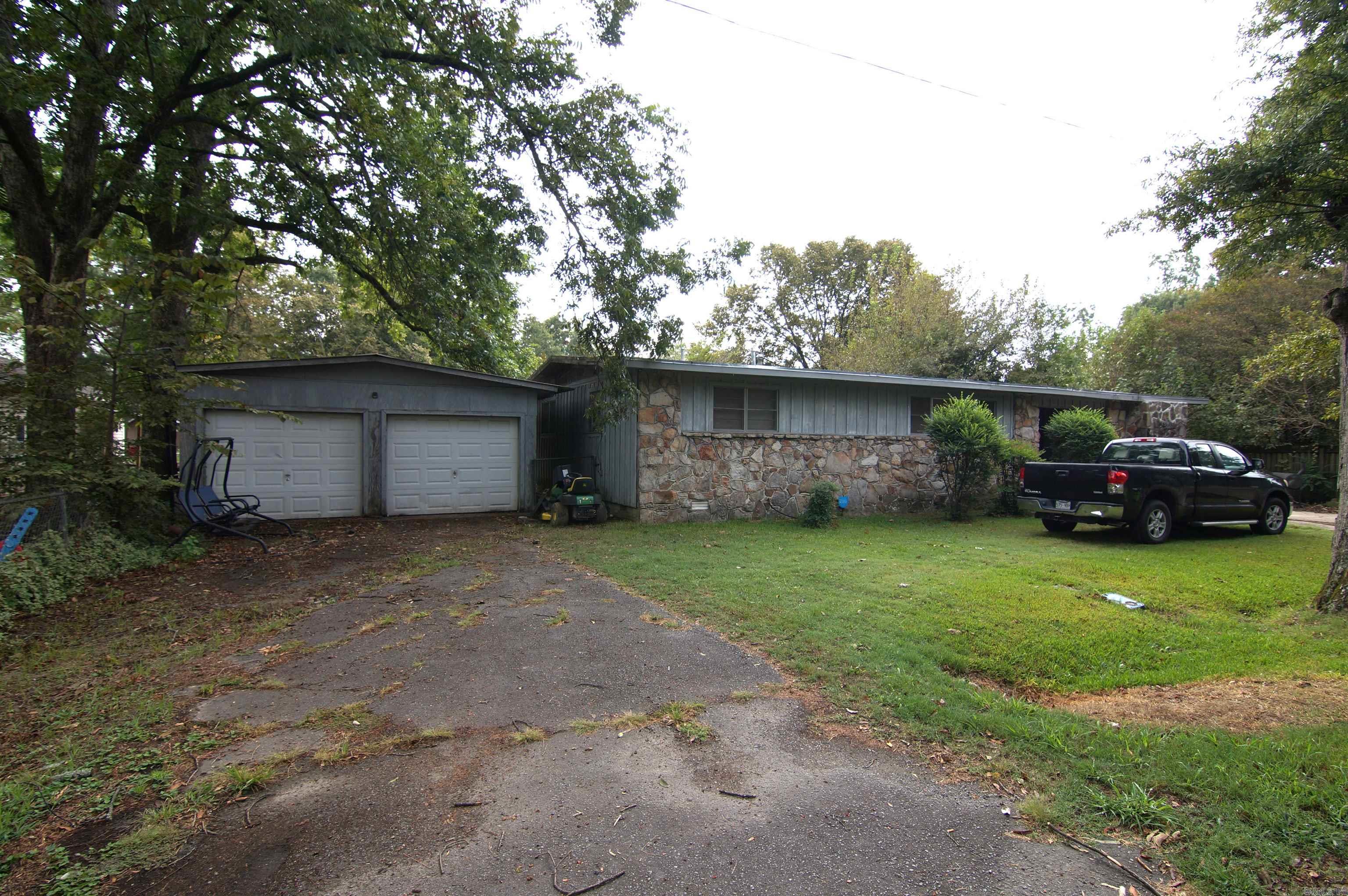 415 Dismukes Street