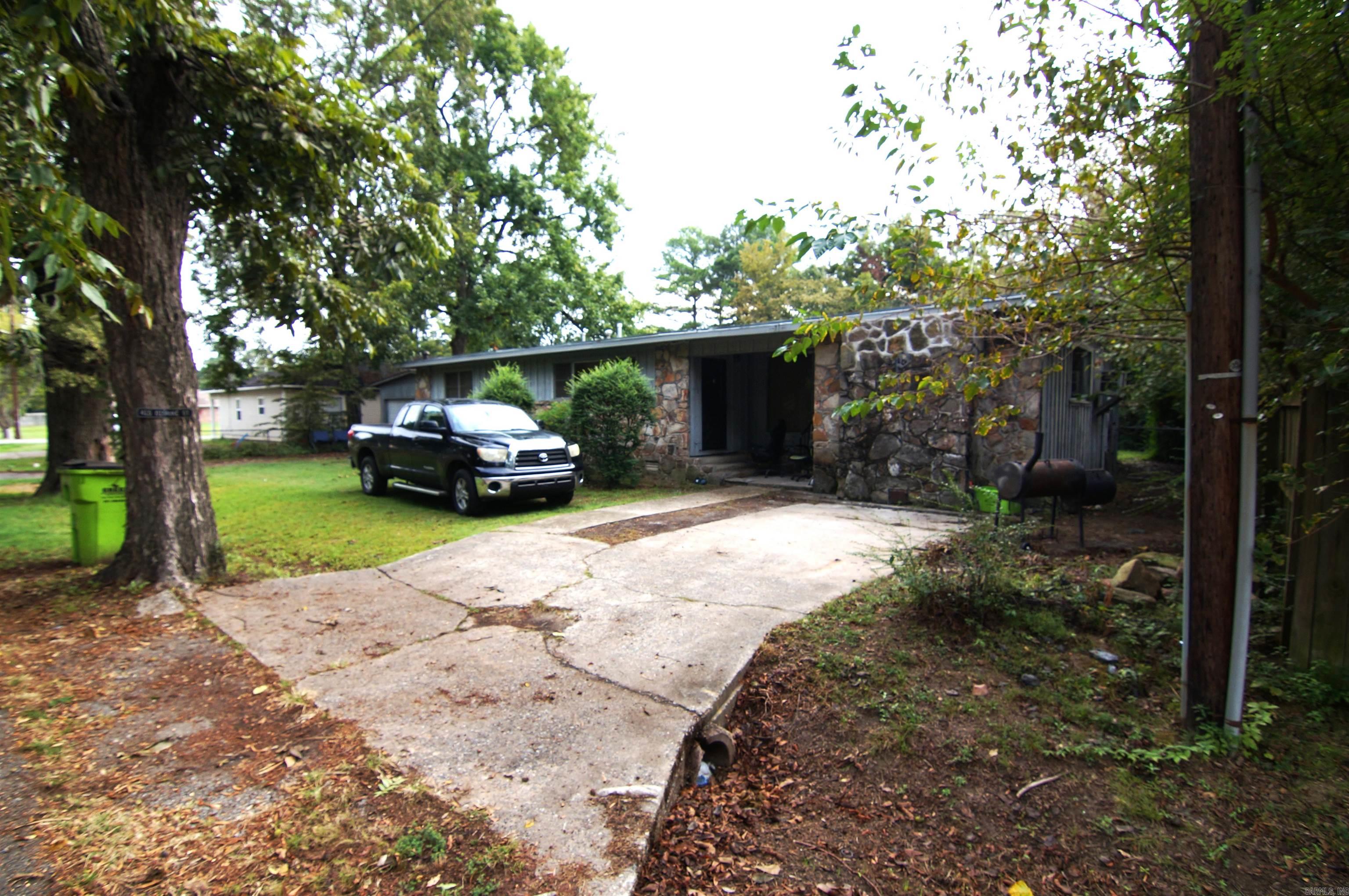 415 Dismukes Street