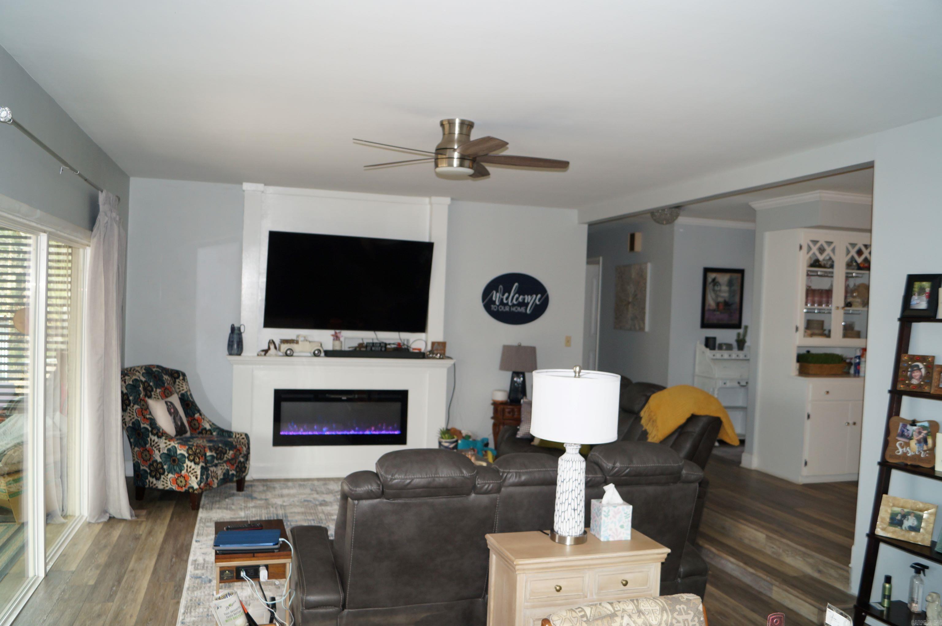 5513 Lakeview Road
