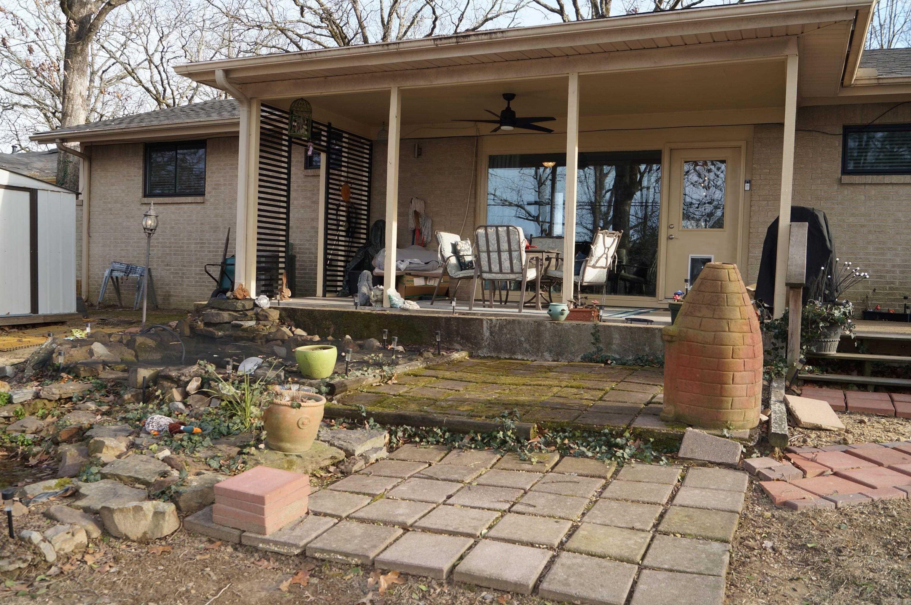 5513 Lakeview Road